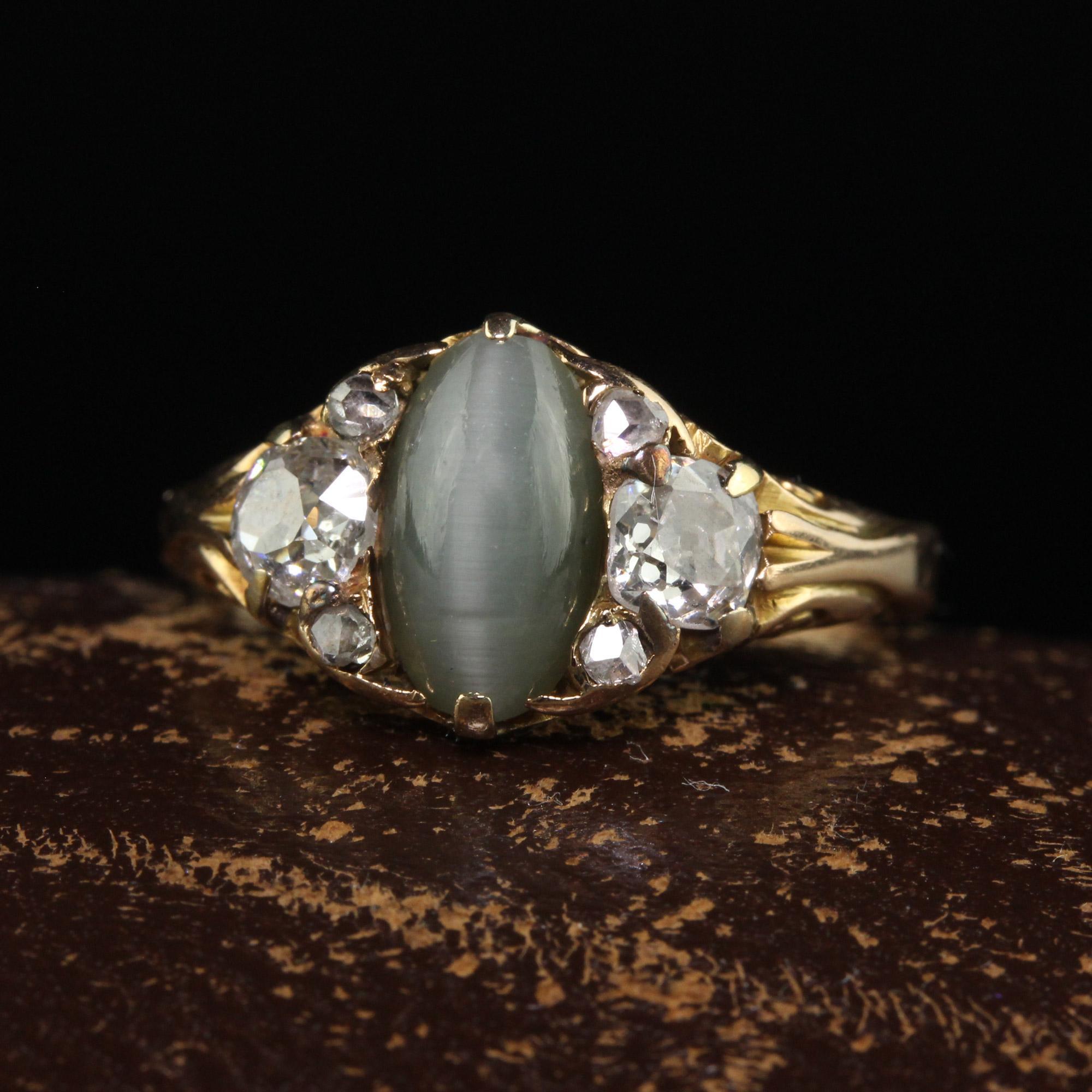 Antique Victorian 18K Yellow Gold Old Mine Diamond and Cats Eye Chrysoberyl Ring In Good Condition For Sale In Great Neck, NY