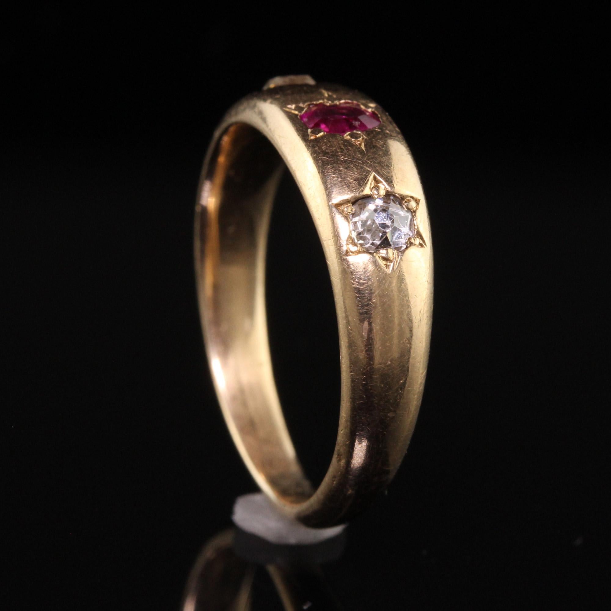 Antique Victorian 18k Yellow Gold Old Mine Diamond and Ruby Three Stone Ring For Sale 1