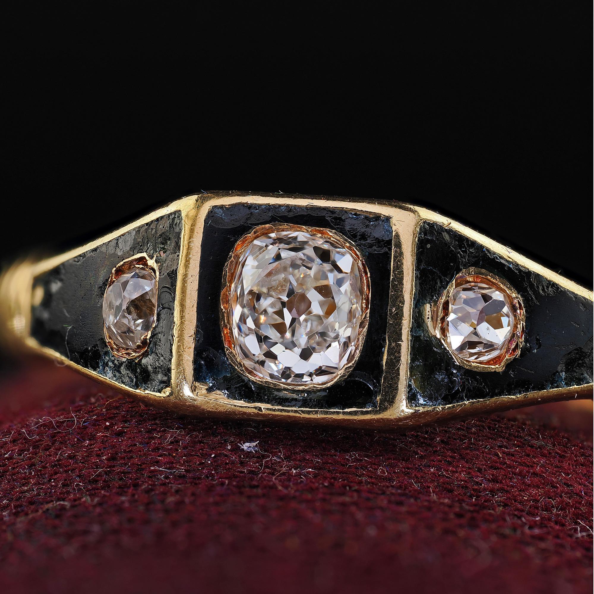Antique Victorian 18K Yellow Gold Old Mine Diamond Enamel Three Stone Ring 1