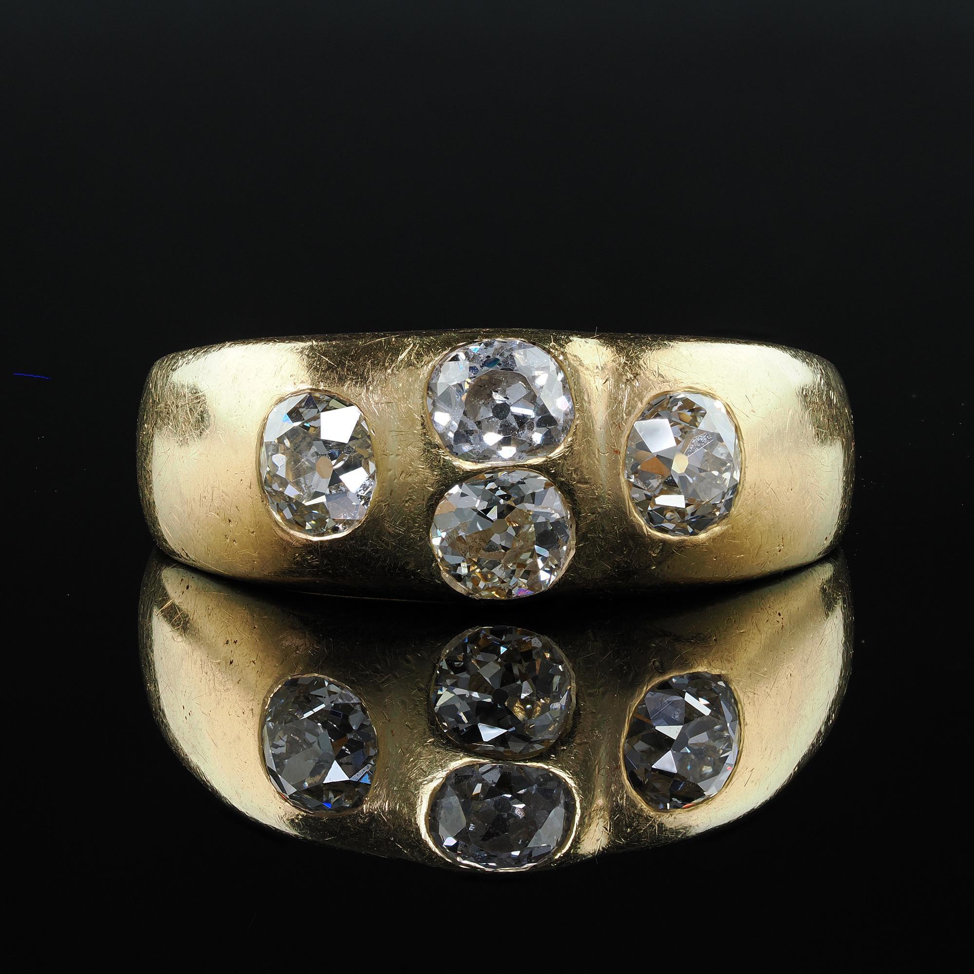 Antique Victorian 18K Yellow Gold Old Mine Diamond Four Stone Flush Set Ring For Sale 2
