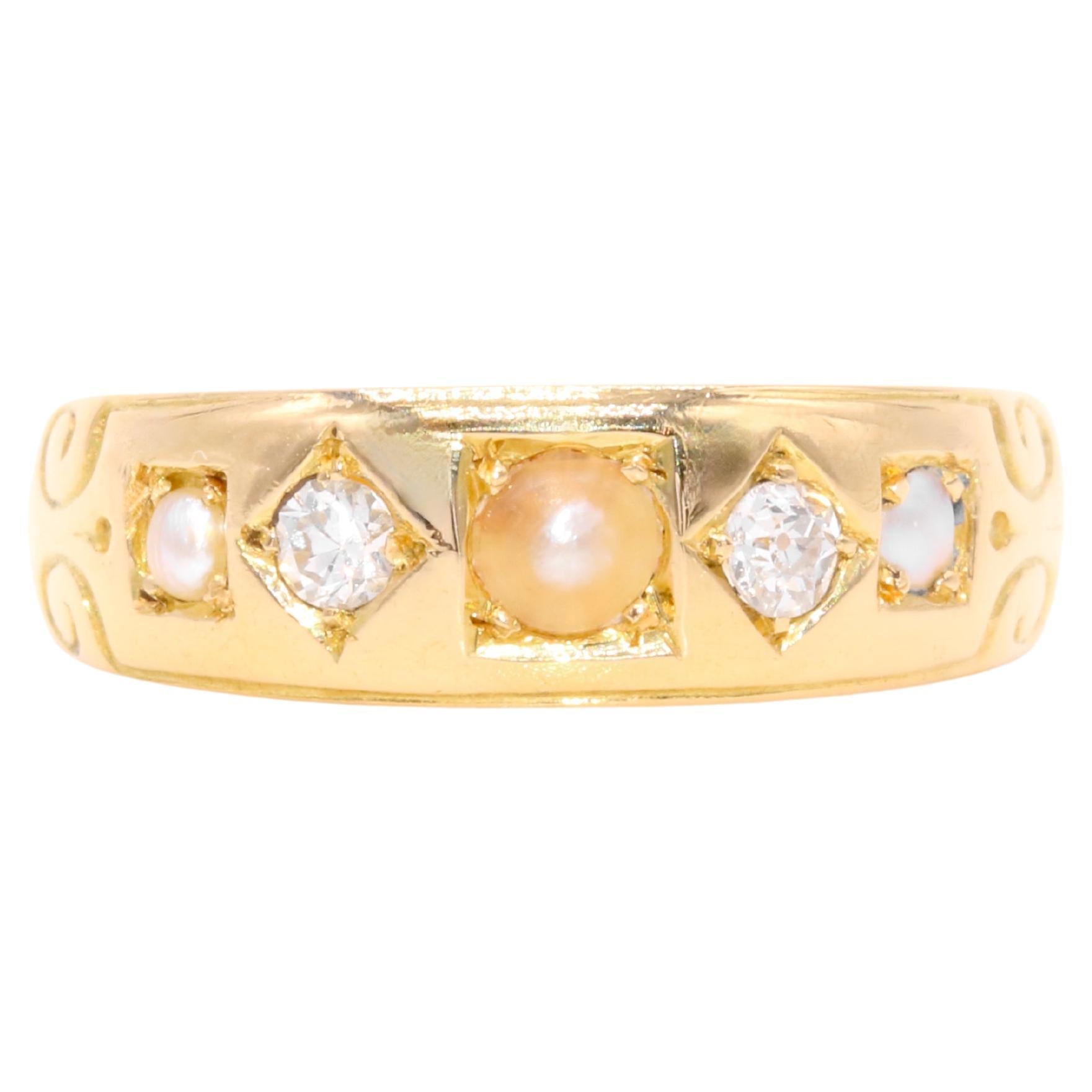 Anillo victoriano antiguo de oro amarillo de 18 quilates con perlas y diamantes