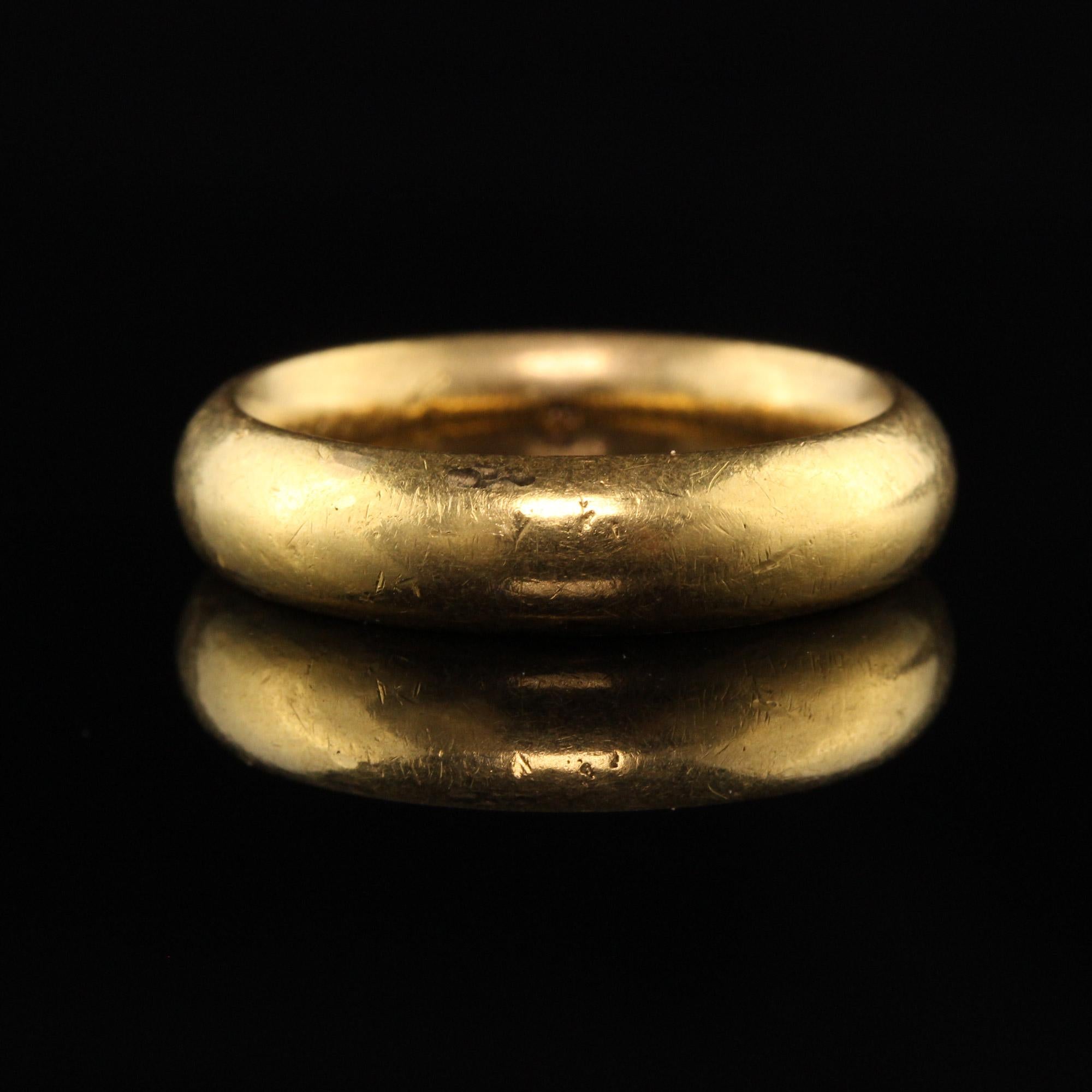 Women's or Men's Antique Victorian 18k Yellow Gold Plain Wide Engraved Wedding Band