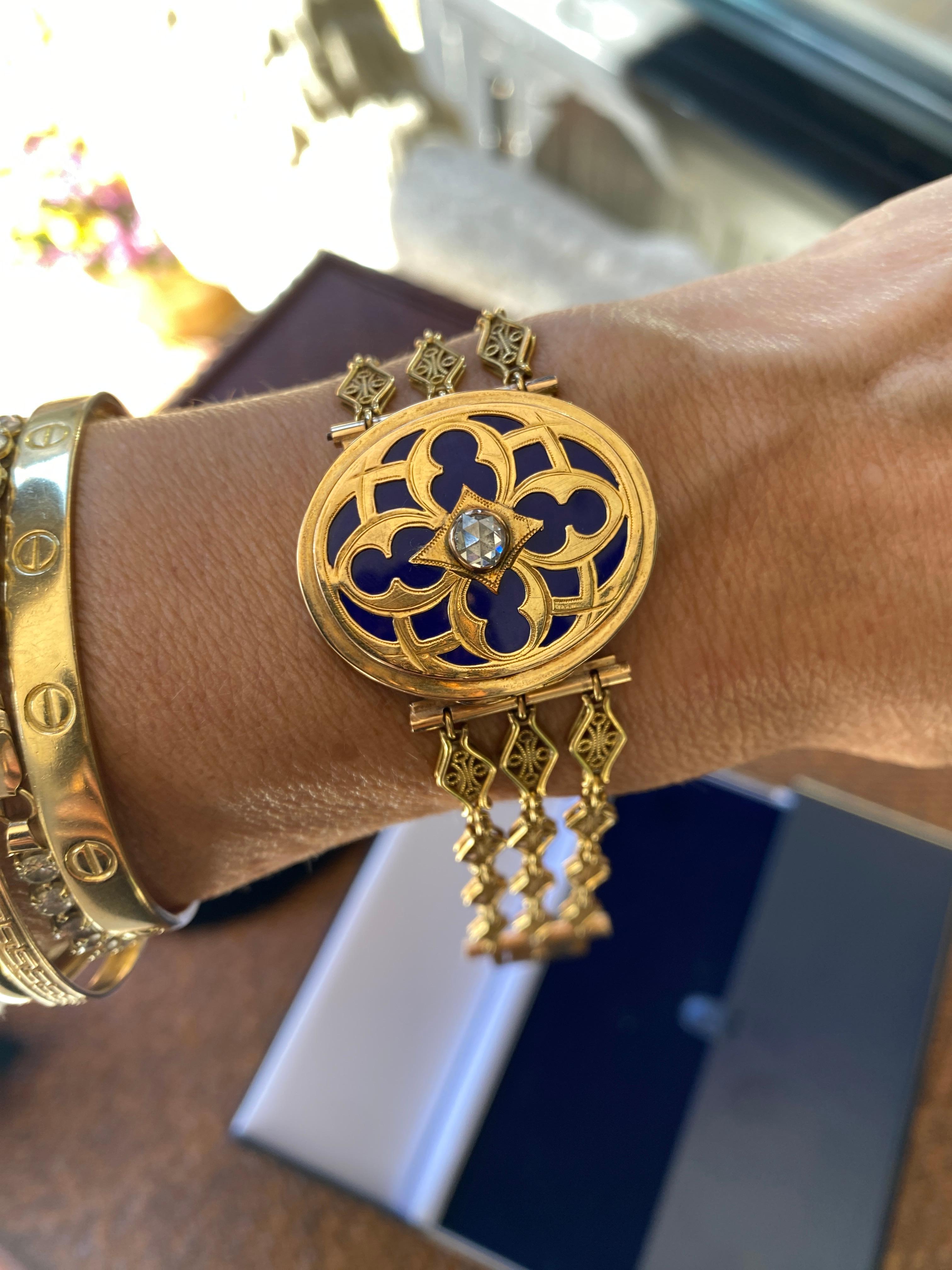 Antikes viktorianisches Armband aus 14 Karat Gelbgold mit Diamanten im Rosenschliff und blauer Emaille im Angebot 9