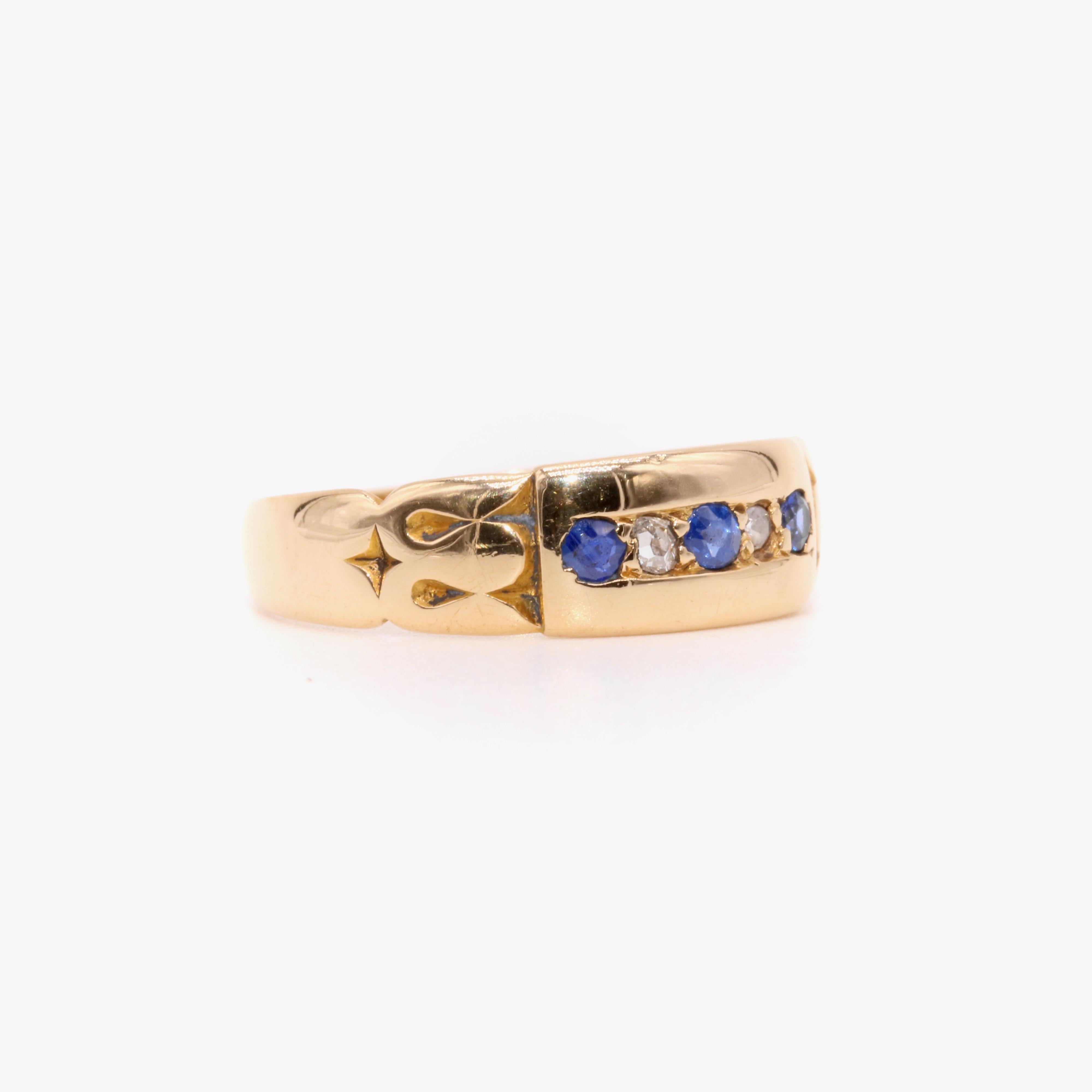 Femenino o masculino Anillo victoriano antiguo de oro amarillo de 18 quilates con 5 piedras de zafiro y diamantes en venta