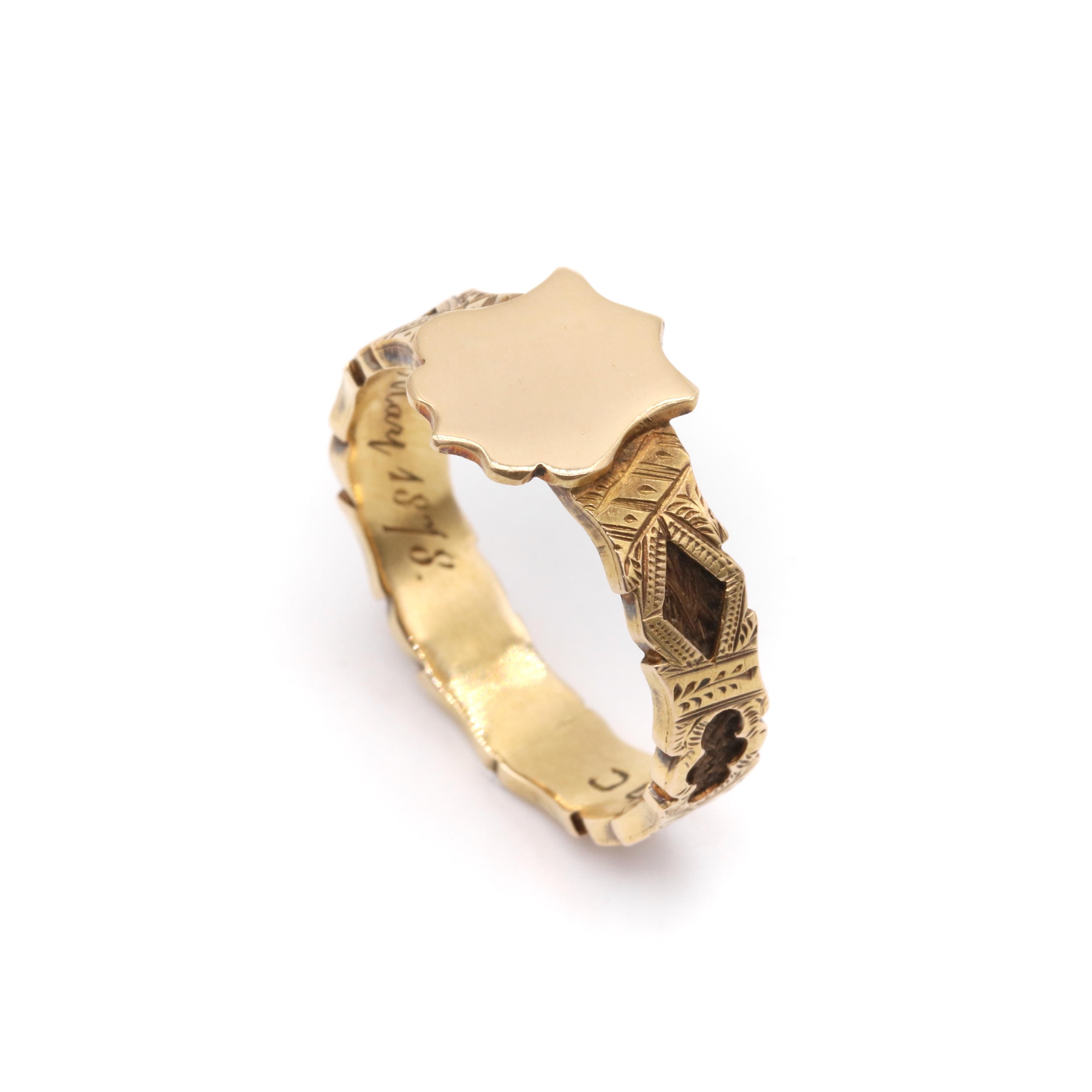 Antique Victorian 18K Yellow Gold Shield Shaped Hairwork Engraved Mourning Ring 4