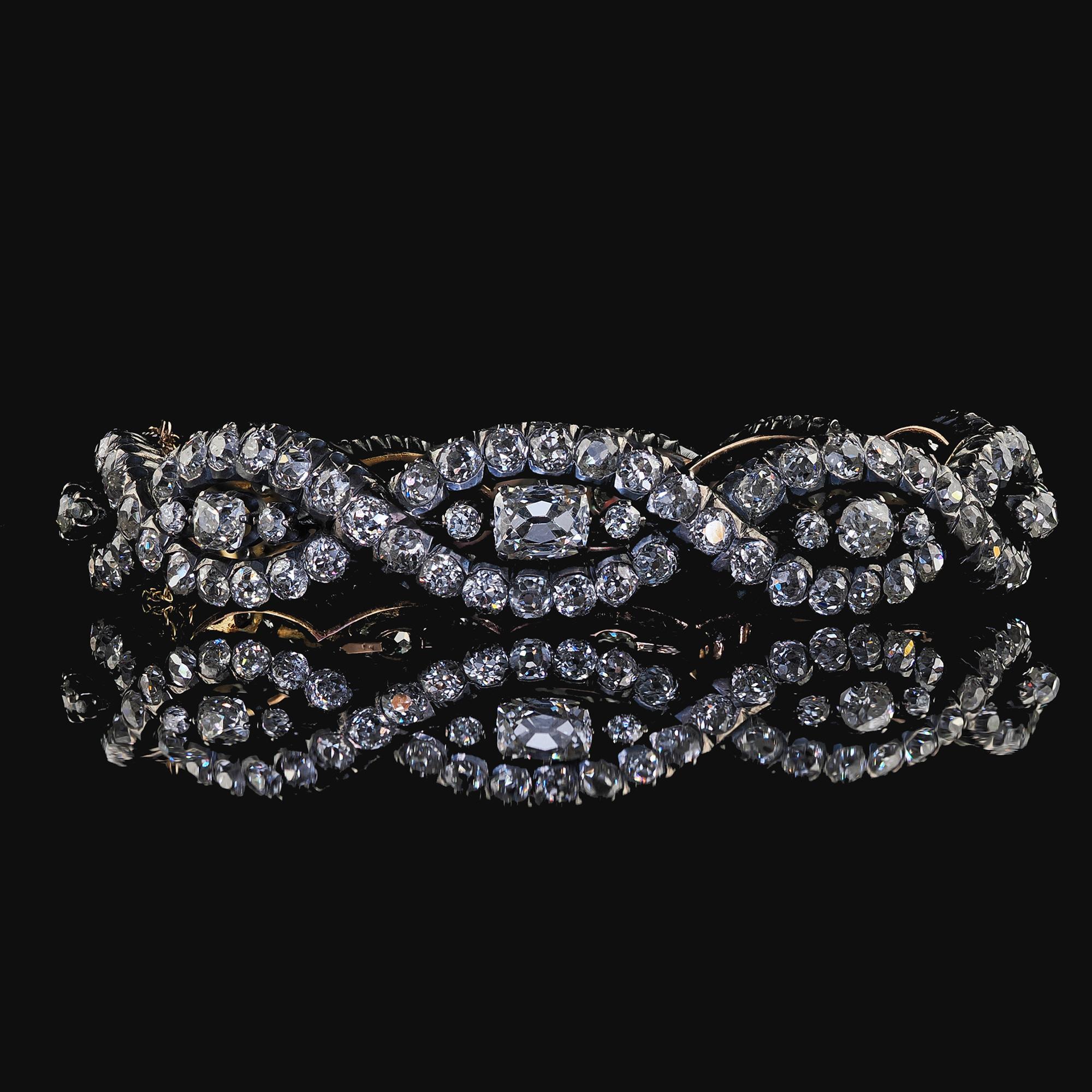 Antique Victorian 18K Yellow Gold Silver Old Mine Diamond Eternity Bangle For Sale 9