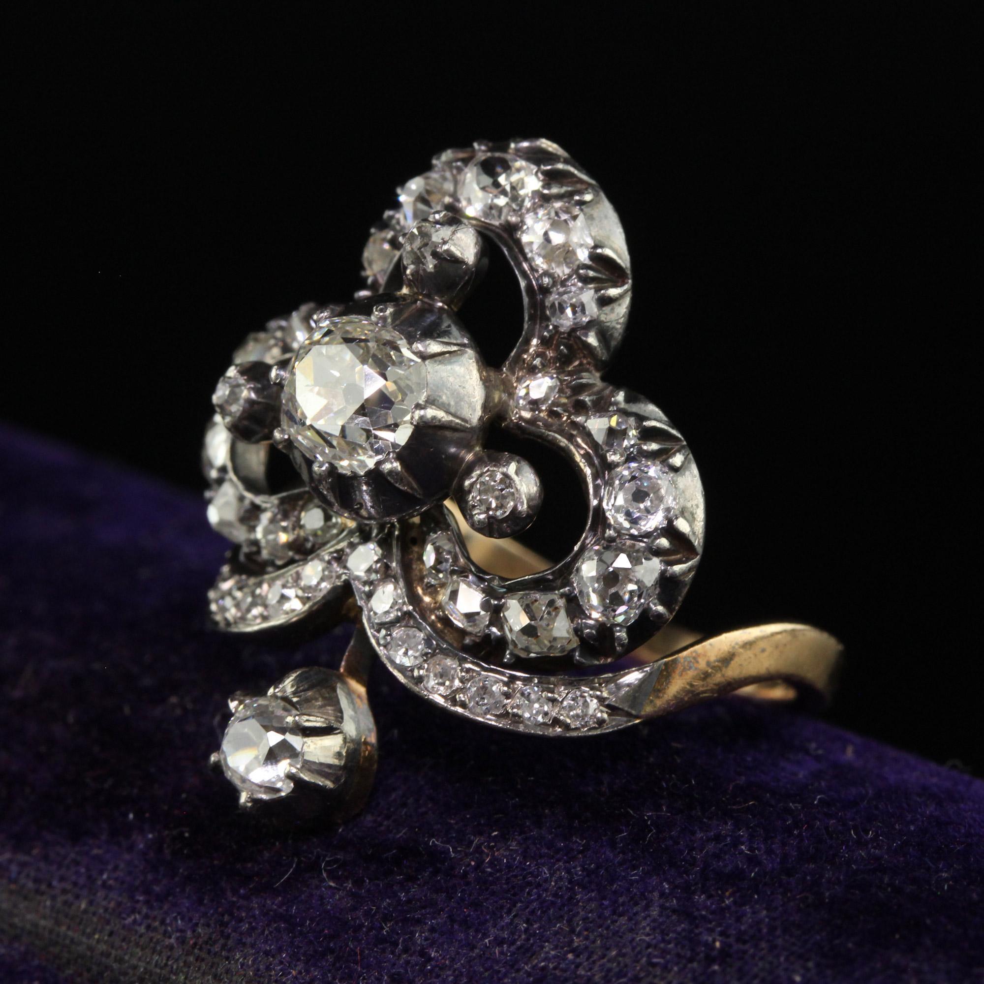 Antique Victorian 18K Yellow Gold Silver Top Old Mine Diamond Clover Ring In Good Condition In Great Neck, NY