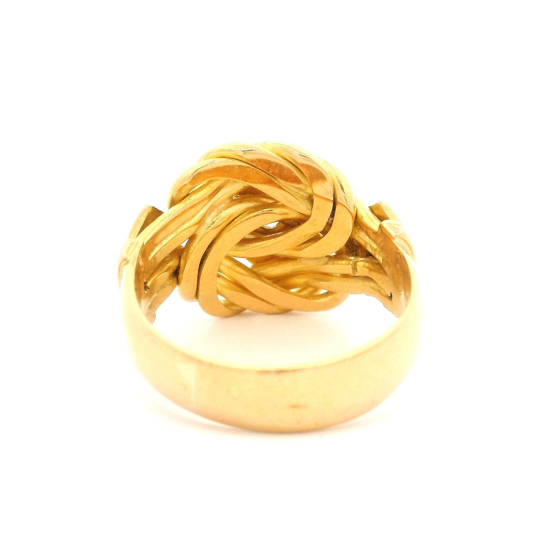 Antique Victorian 18k Yellow Gold Star Pave Diamond Twisted Wide Band Ring In Excellent Condition For Sale In Montclair, NJ