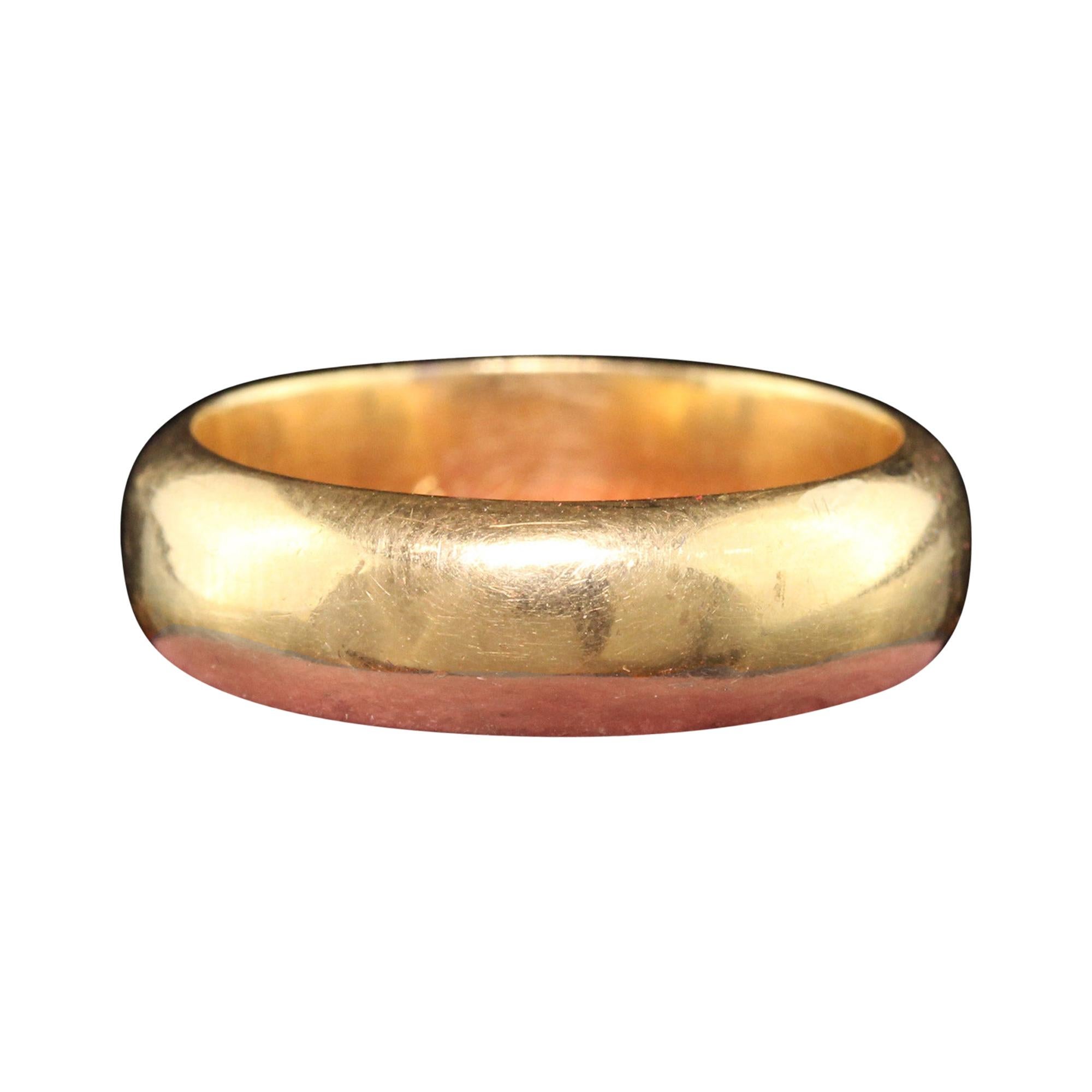 Antique Victorian 18k Yellow Gold Wide Engraved Wedding Band For Sale