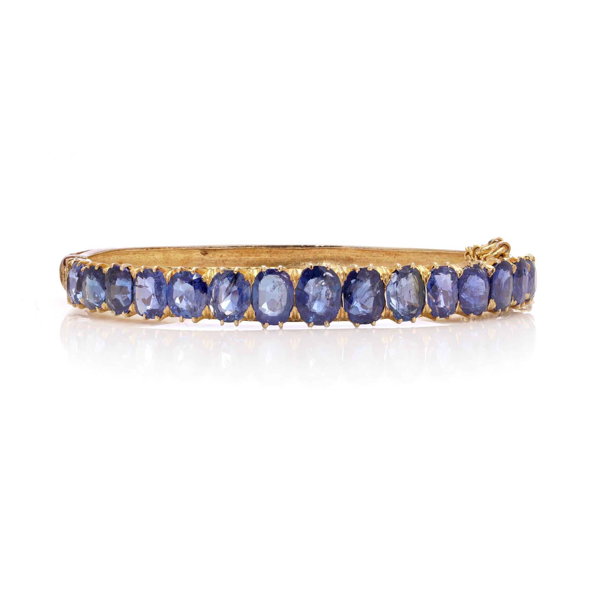 Antique Victorian 18kt gold Sapphire bangle with safety chain. For Sale 1