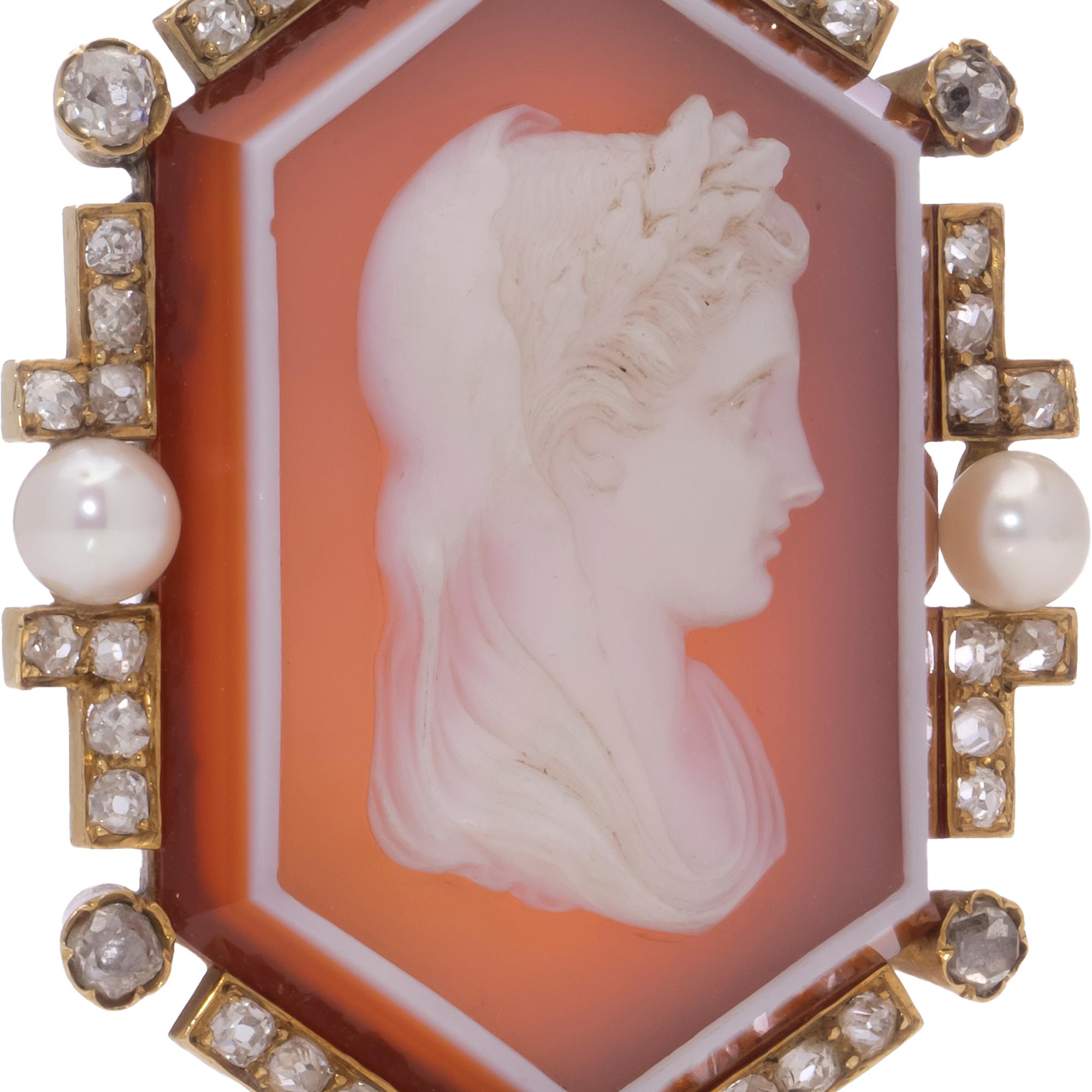 Antique Victorian 18kt Yellow Gold Cameo Brooch/Pendant For Sale 4