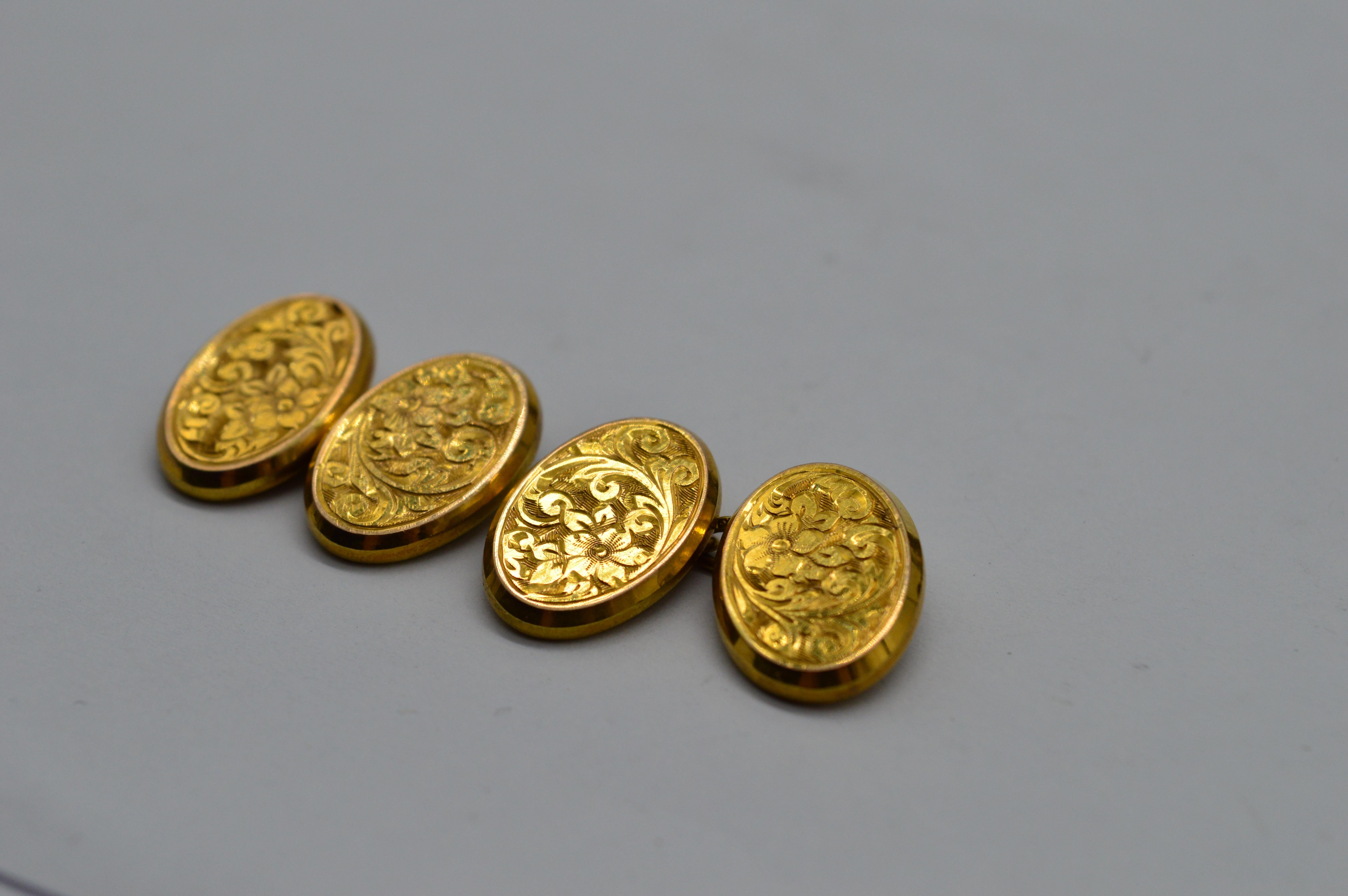 Antique Victorian 1901 9K Yellow Gold Engraved Cufflinks Stud Set Boxed In Good Condition For Sale In Benfleet, GB