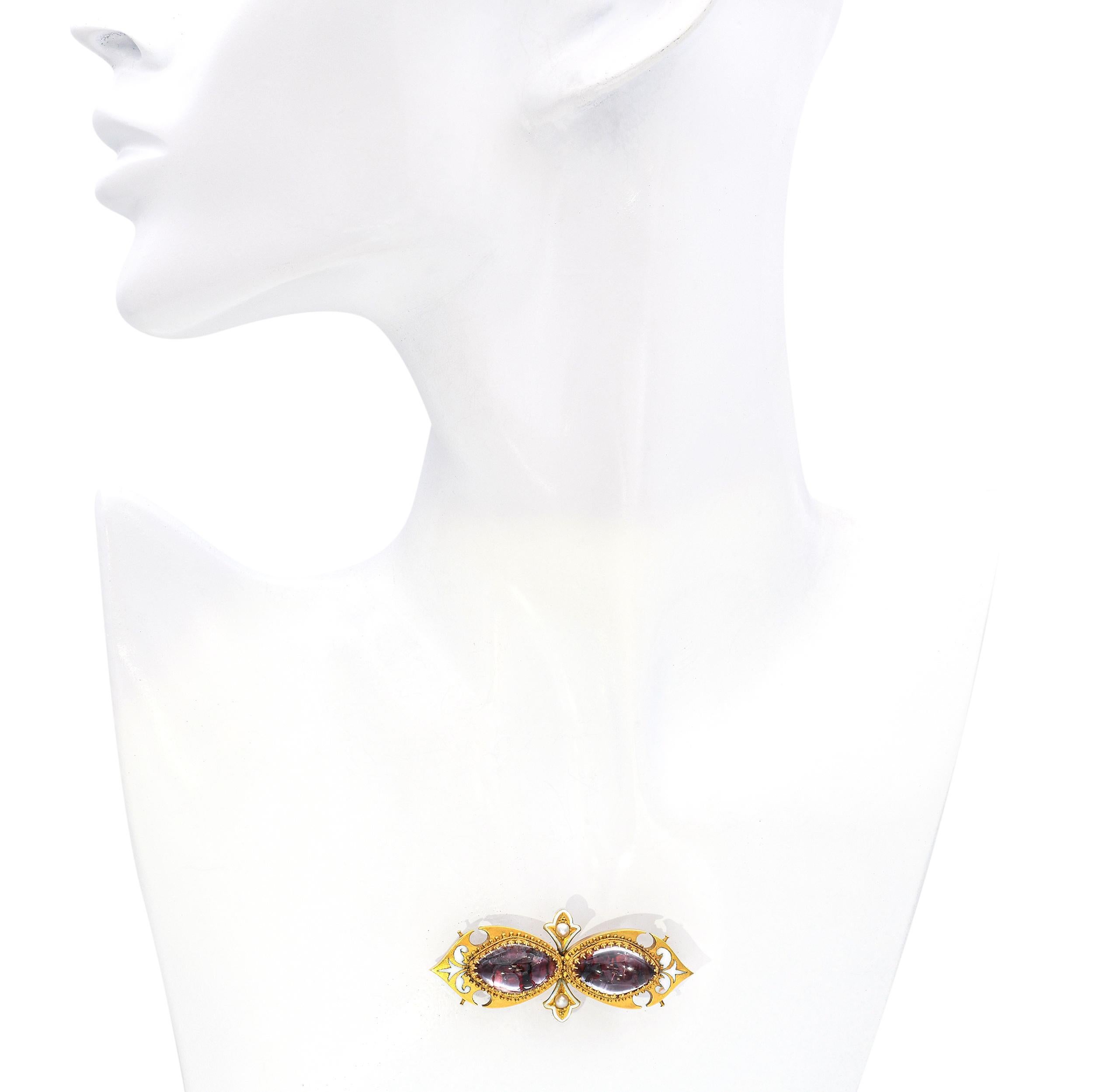Antike viktorianische 19k Gelbgold gemalt Kristall-Overlay und Emaille-Brosche (Neugotik) im Angebot