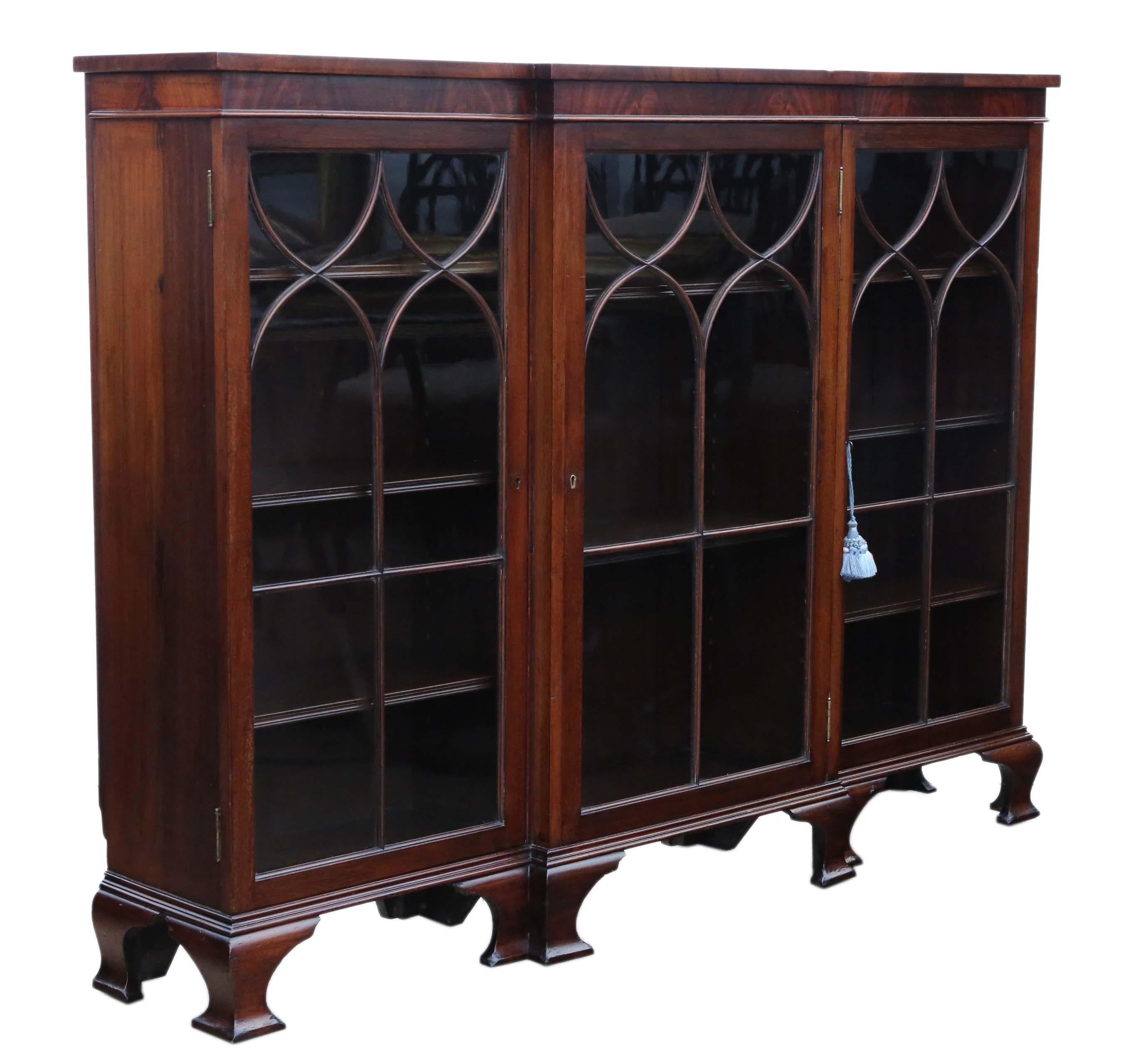 Antique Victorian 19th Century Mahogany Adjustable Glazed Breakfront Bookcase 4