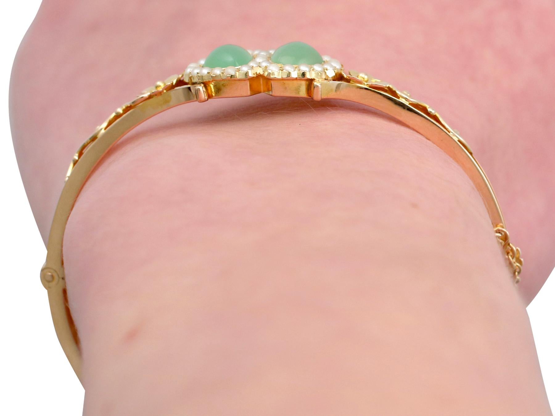 Antique Victorian 2.20Ct Chrysoprase and Seed Pearl Yellow Gold Bangle 8