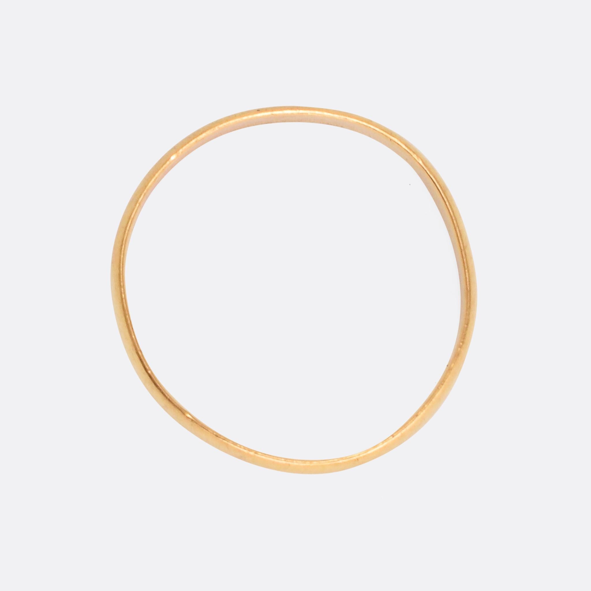 Antique Victorian 22 Karat Gold Wedding Band Ring In Good Condition In Sale, Cheshire