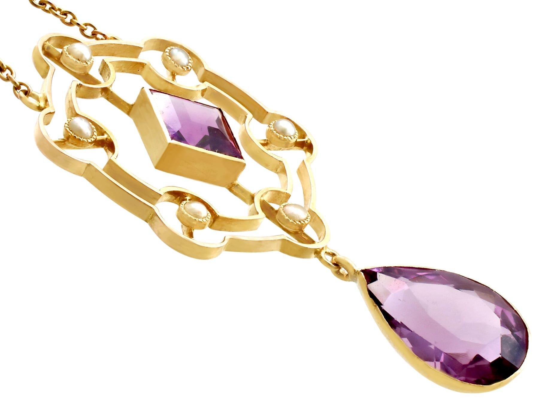 Pear Cut Victorian 2.40 Carat Amethyst and Pearl Yellow Gold Pendant For Sale