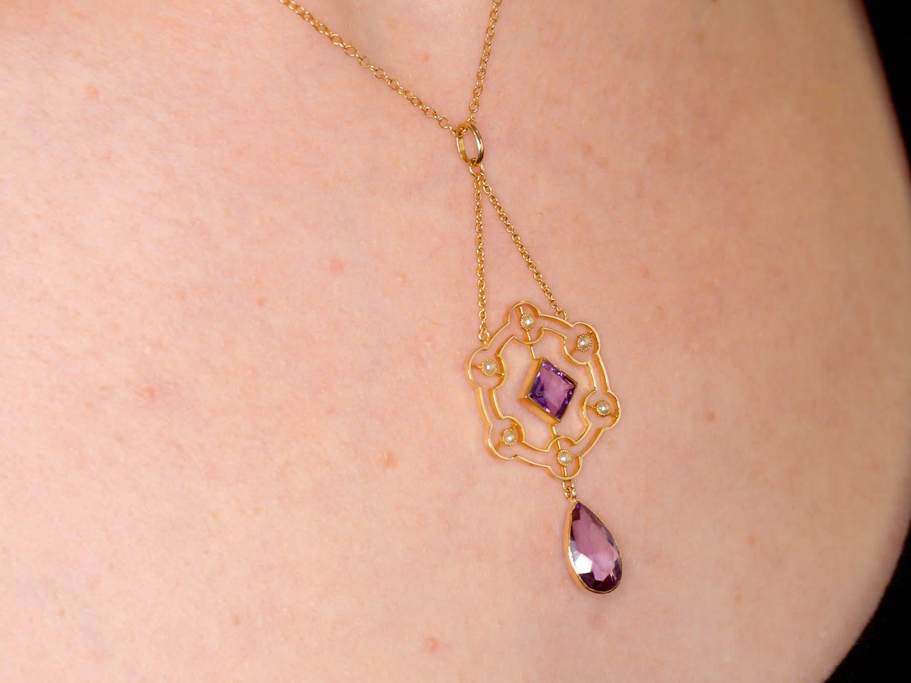 Victorian 2.40 Carat Amethyst and Pearl Yellow Gold Pendant For Sale 3