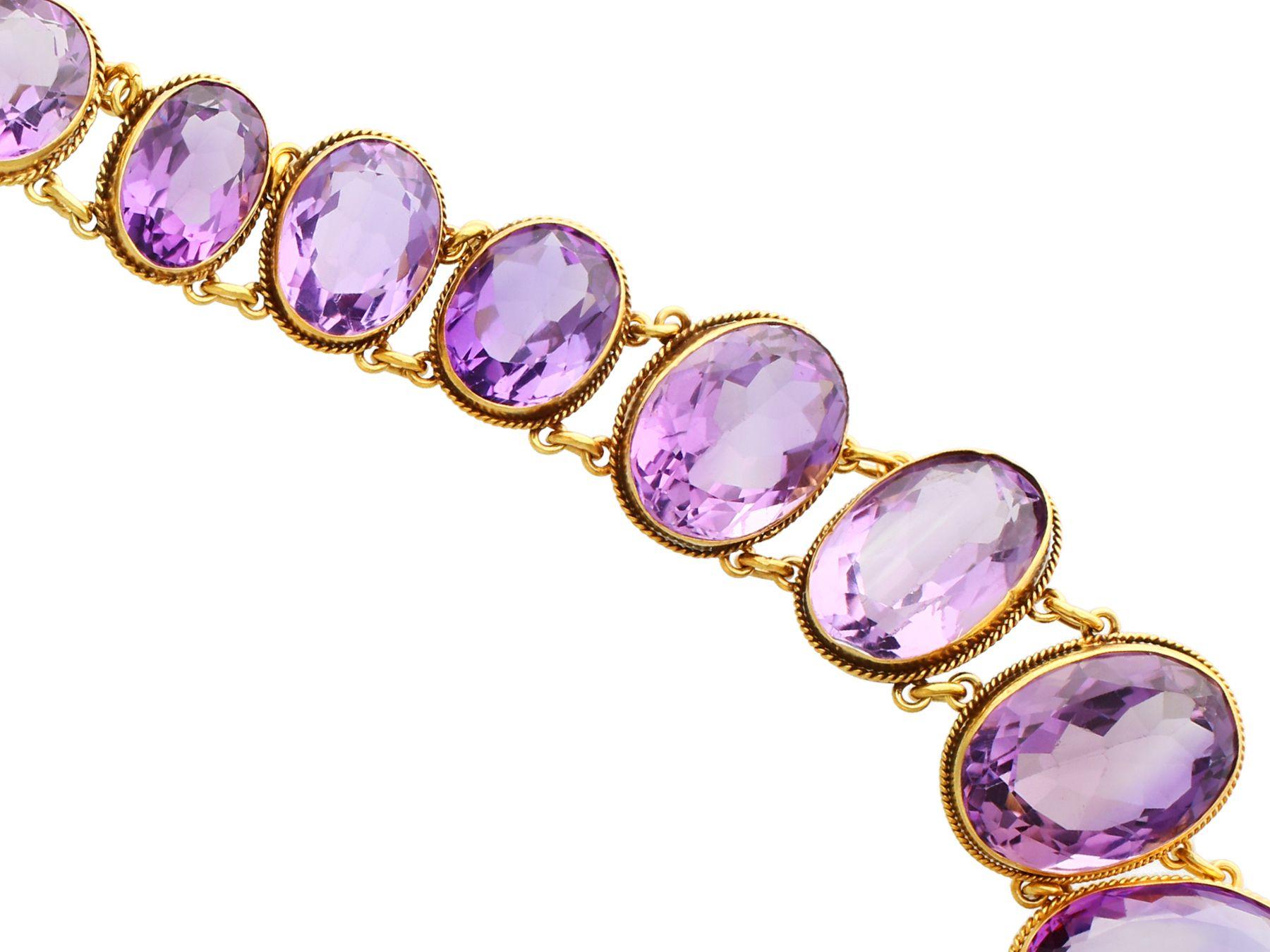 Oval Cut Antique Victorian 274.91 Carat Amethyst and Yellow Gold Rivière Necklace For Sale