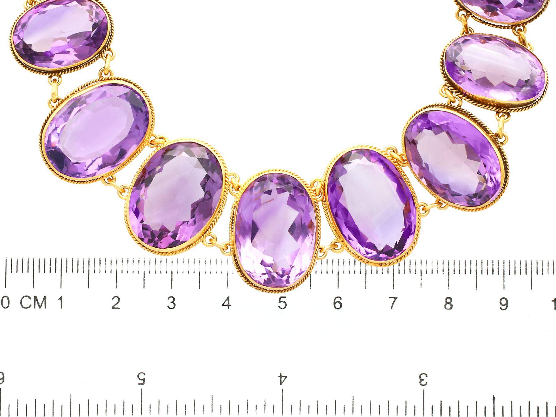 Antique Victorian 274.91 Carat Amethyst and Yellow Gold Rivière Necklace For Sale 1