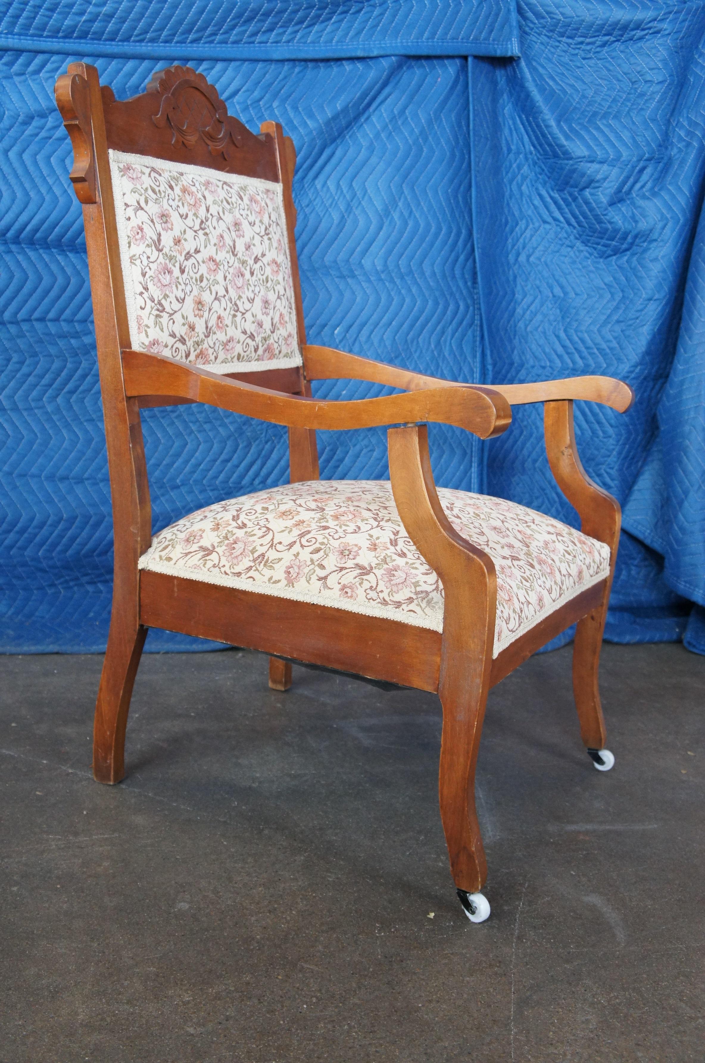 Antique Victorian 3 Pc Walnut Parlor Set Settee Side Arm Chair Floral Serpentine In Good Condition In Dayton, OH