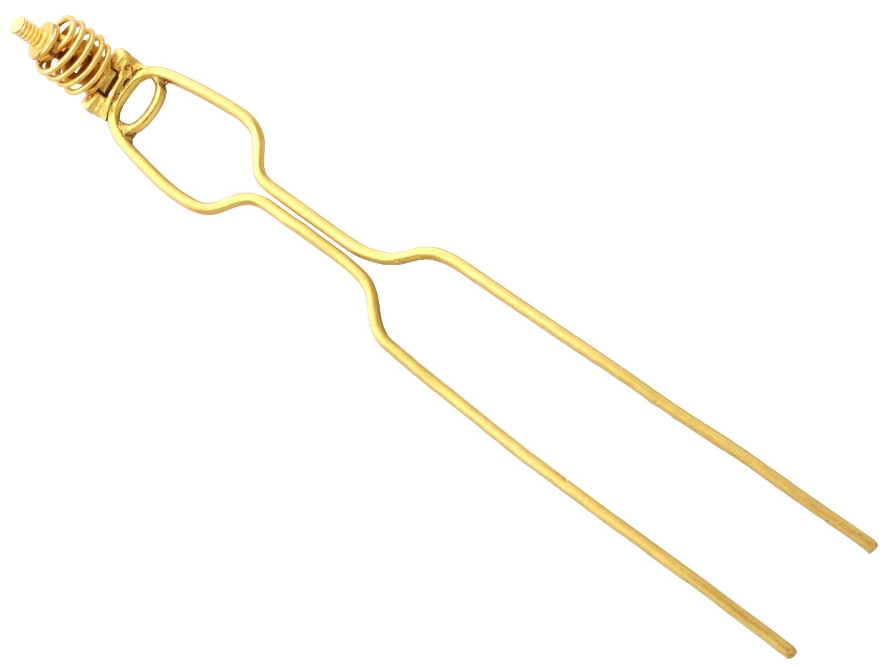 Antike viktorianische Halbmondbrosche/Hair-Anstecknadel, 3,47 Karat Diamant und 9k Gelbgold im Angebot 5