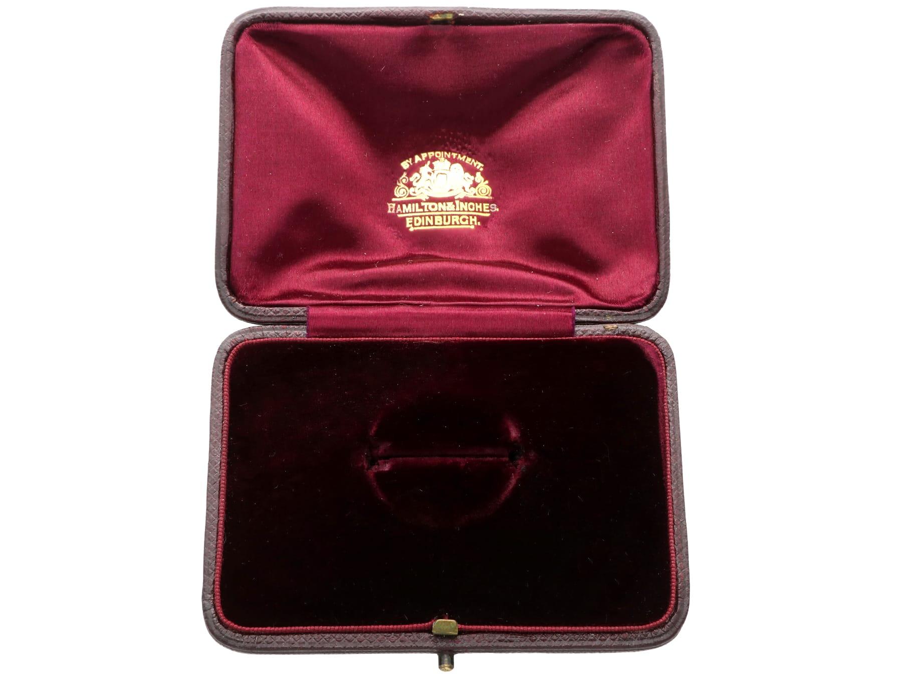 Antike viktorianische Halbmondbrosche/Hair-Anstecknadel, 3,47 Karat Diamant und 9k Gelbgold im Angebot 13