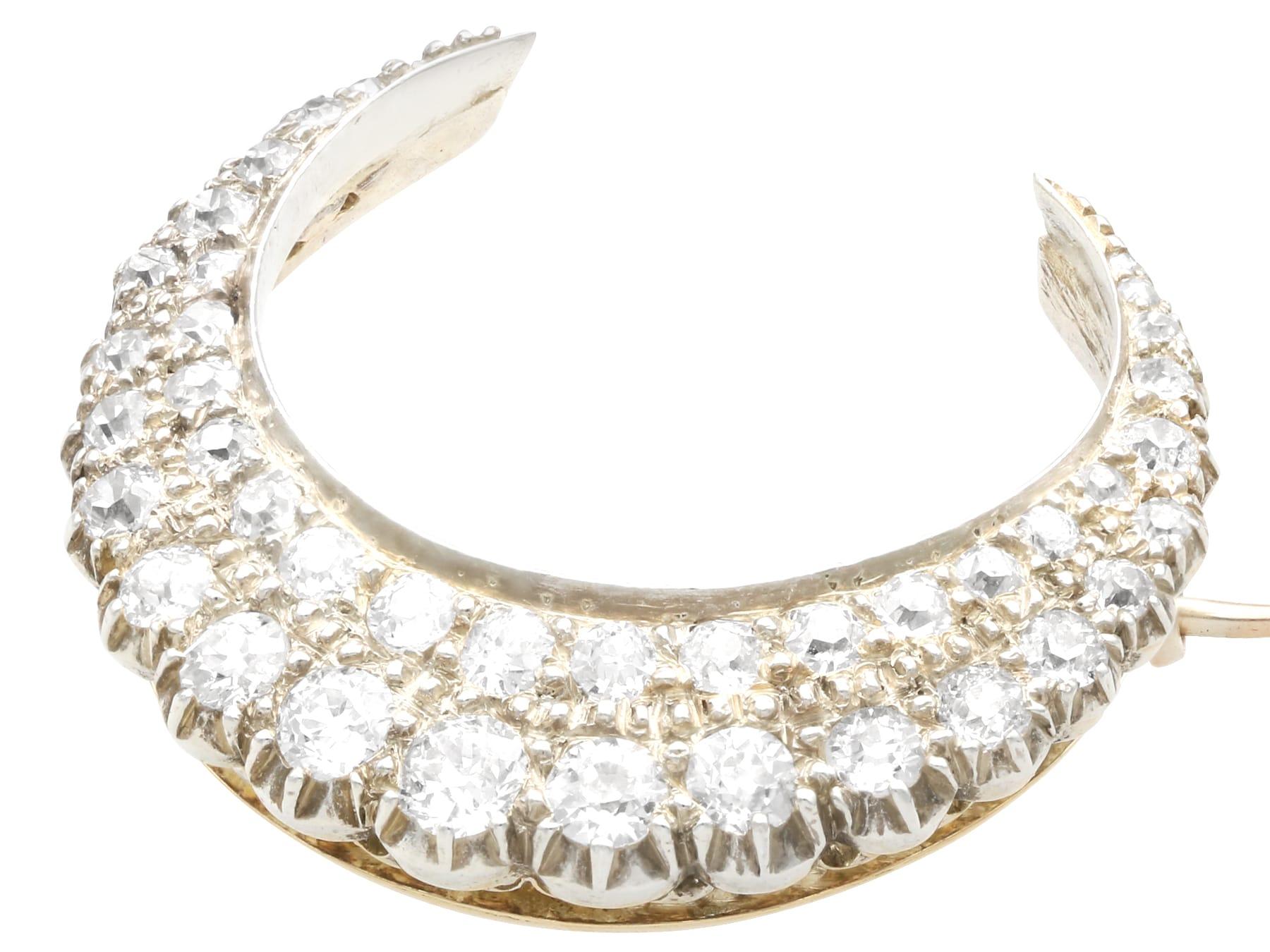 Antike viktorianische Halbmondbrosche/Hair-Anstecknadel, 3,47 Karat Diamant und 9k Gelbgold für Damen oder Herren im Angebot