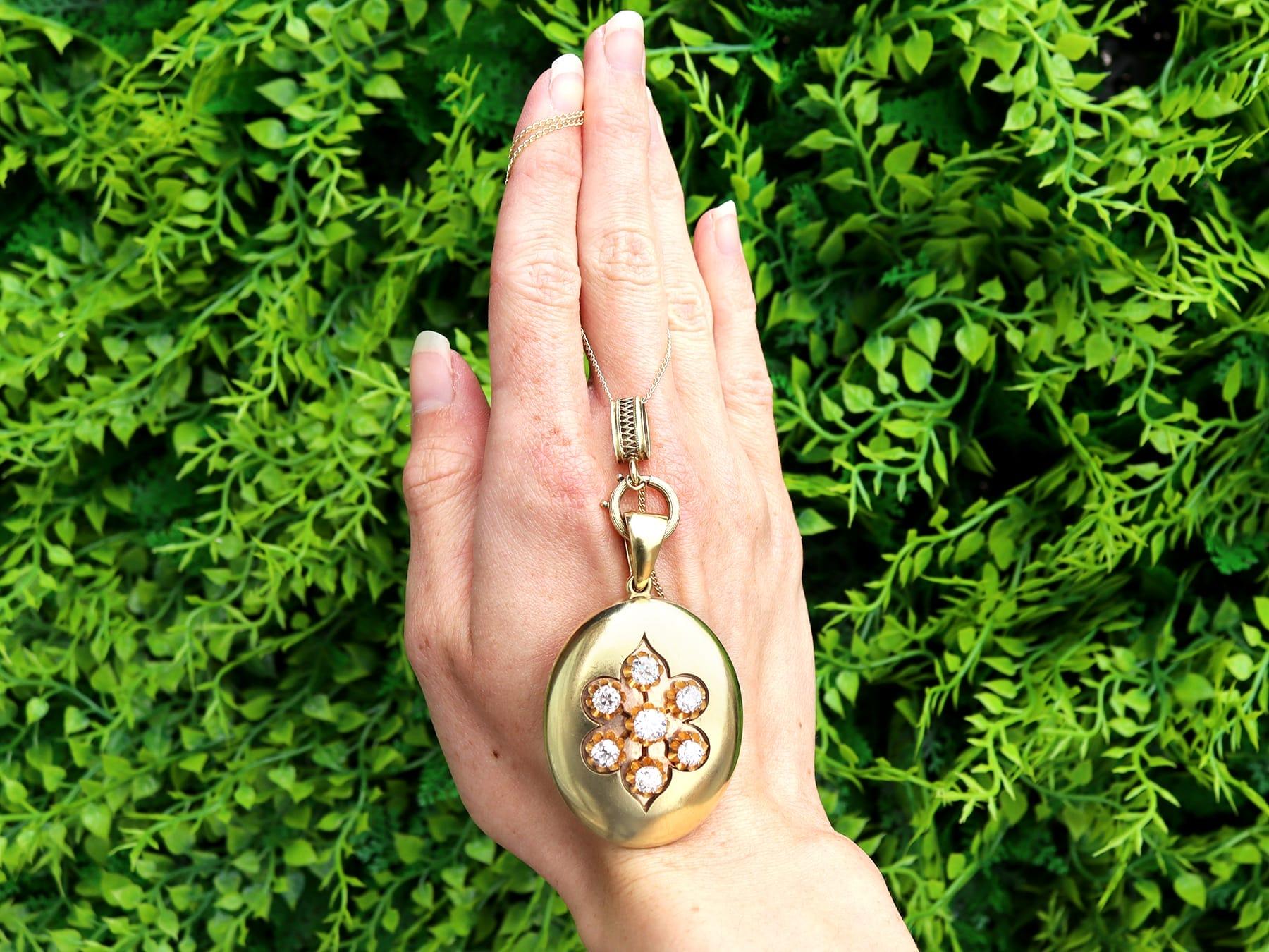 A magnificent, fine and impressive antique Victorian 3.51 carat diamond and 18 karat yellow gold locket pendant; part of our diverse Victorian jewellery collections

This magnificent, fine and impressive Victorian locket has been crafted in 18k