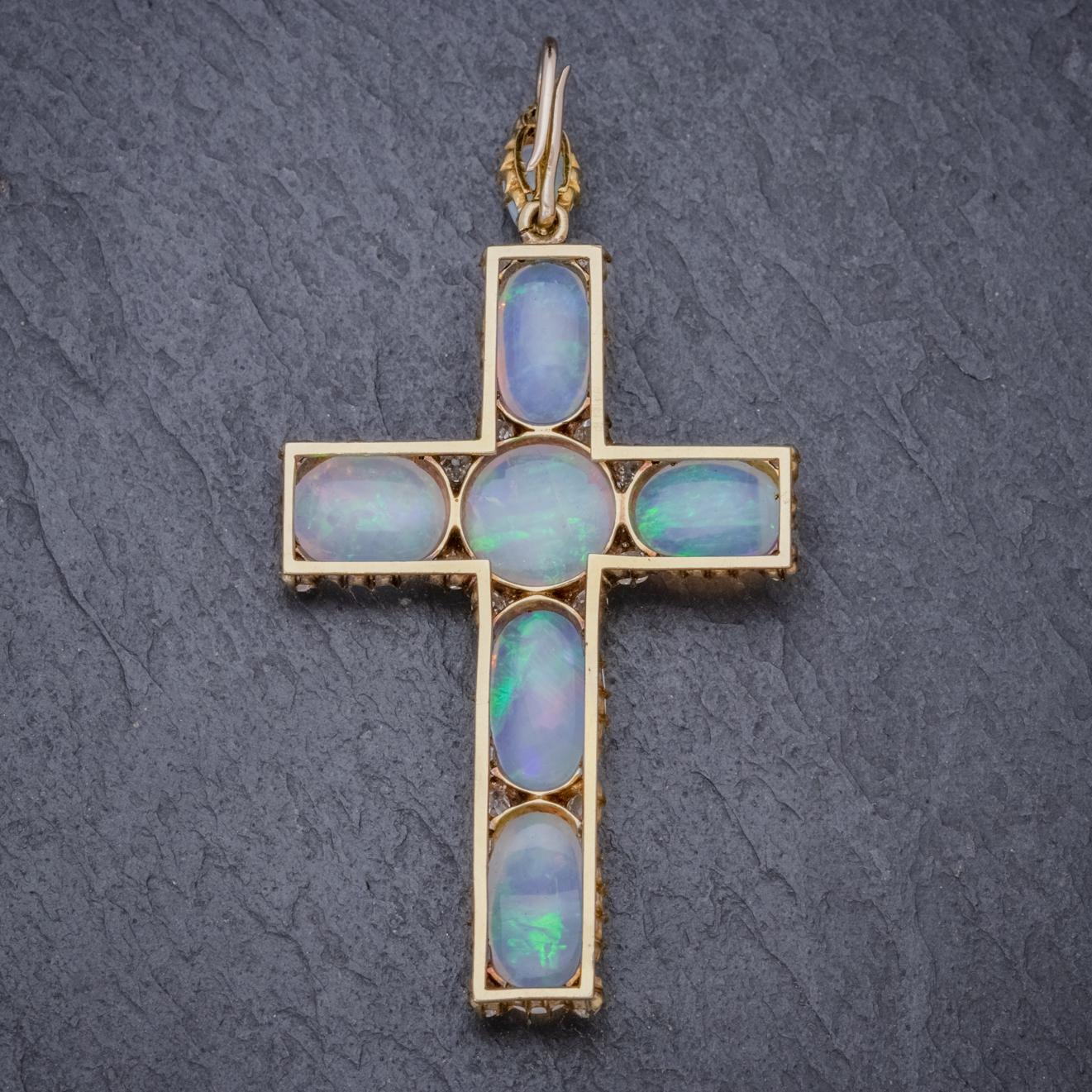 Antique Victorian 35 Carat Opal Cross Pendant Diamond 18 Carat Gold, circa 1900 In Good Condition For Sale In Lancaster , GB
