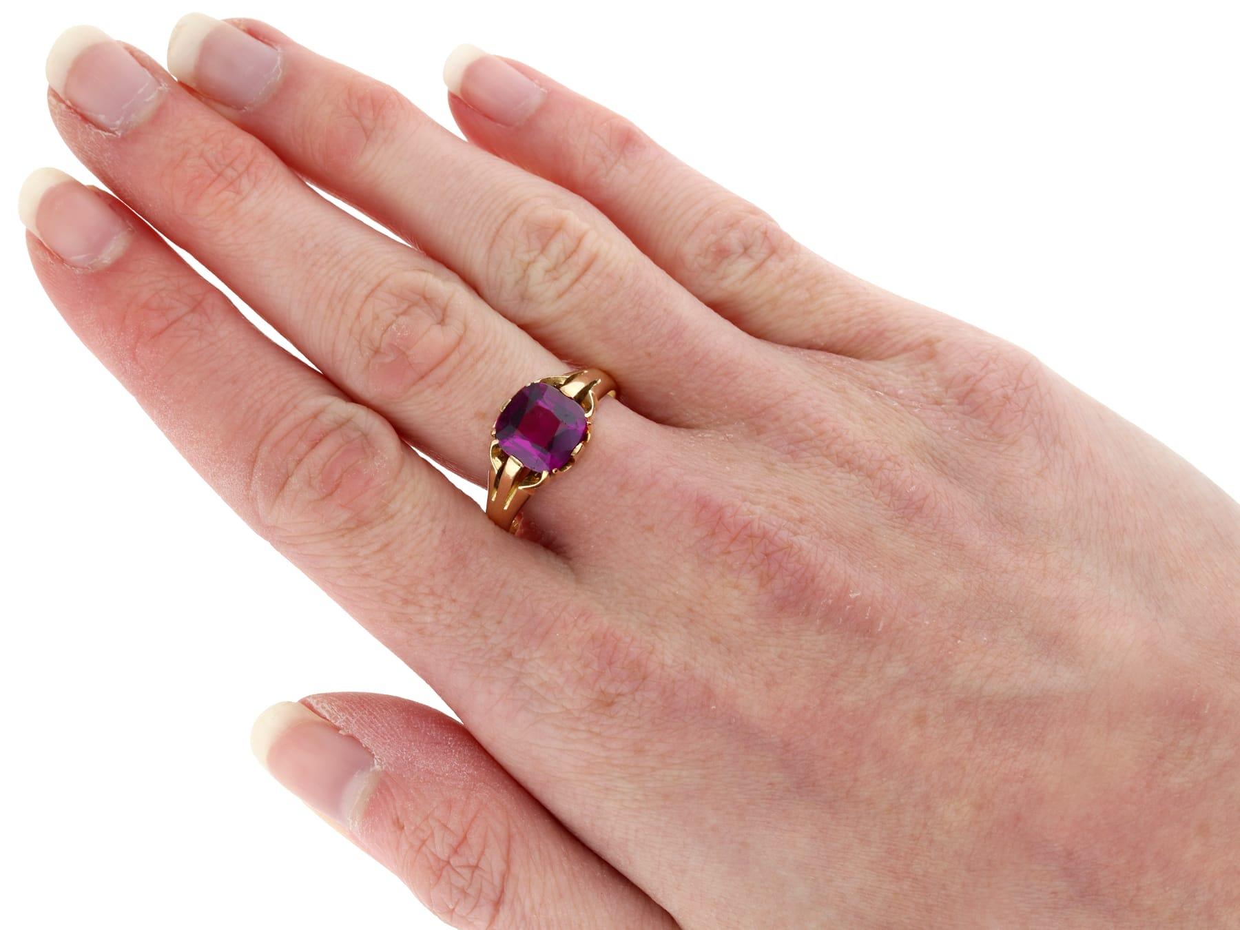 Antique Victorian 3.84 Carat Garnet and 18k Yellow Gold Dress Ring For Sale 2
