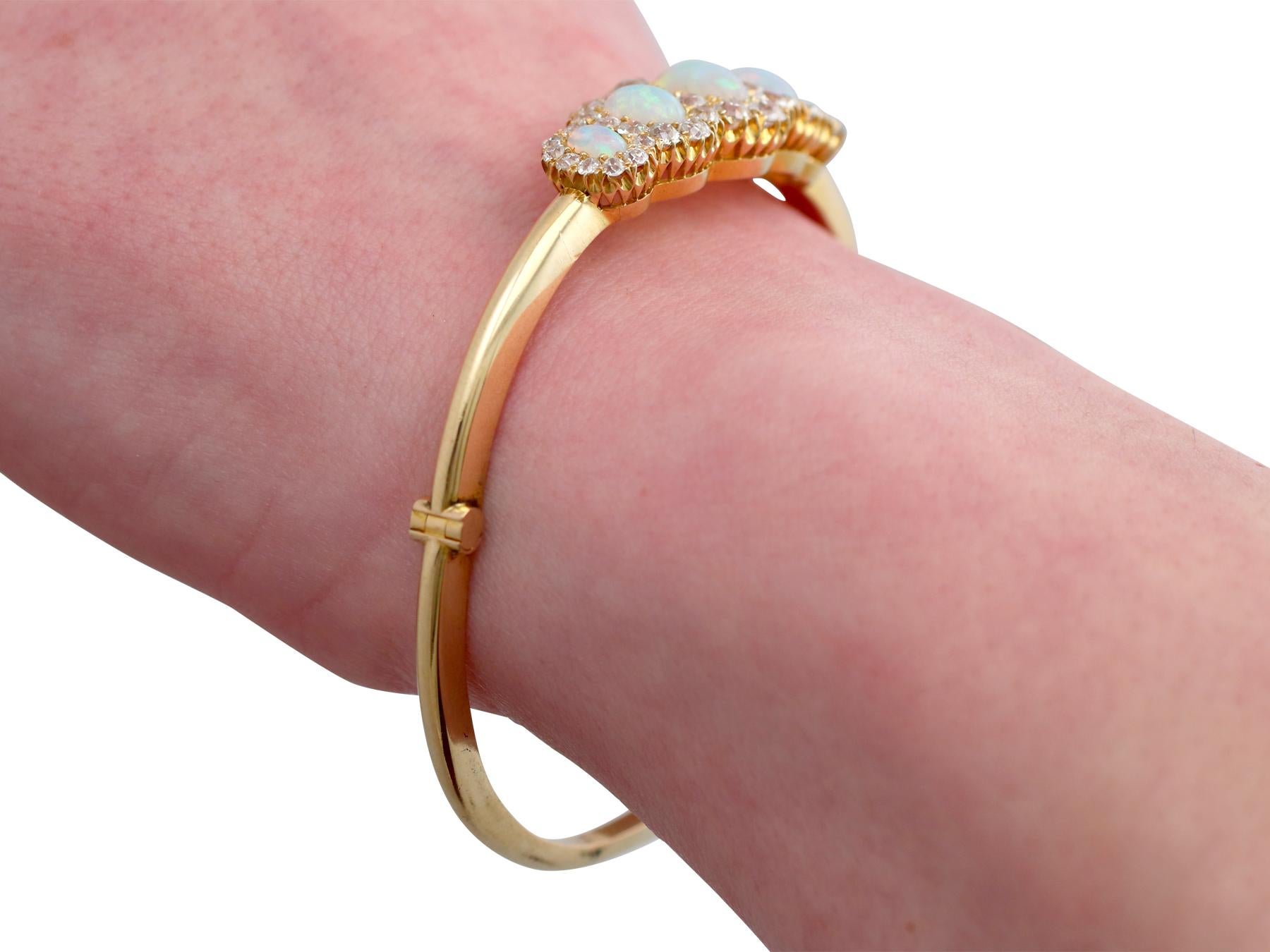 Antique Victorian 3.92 Carat Opal and 3.25 Carat Diamond Yellow Gold Bangle For Sale 5