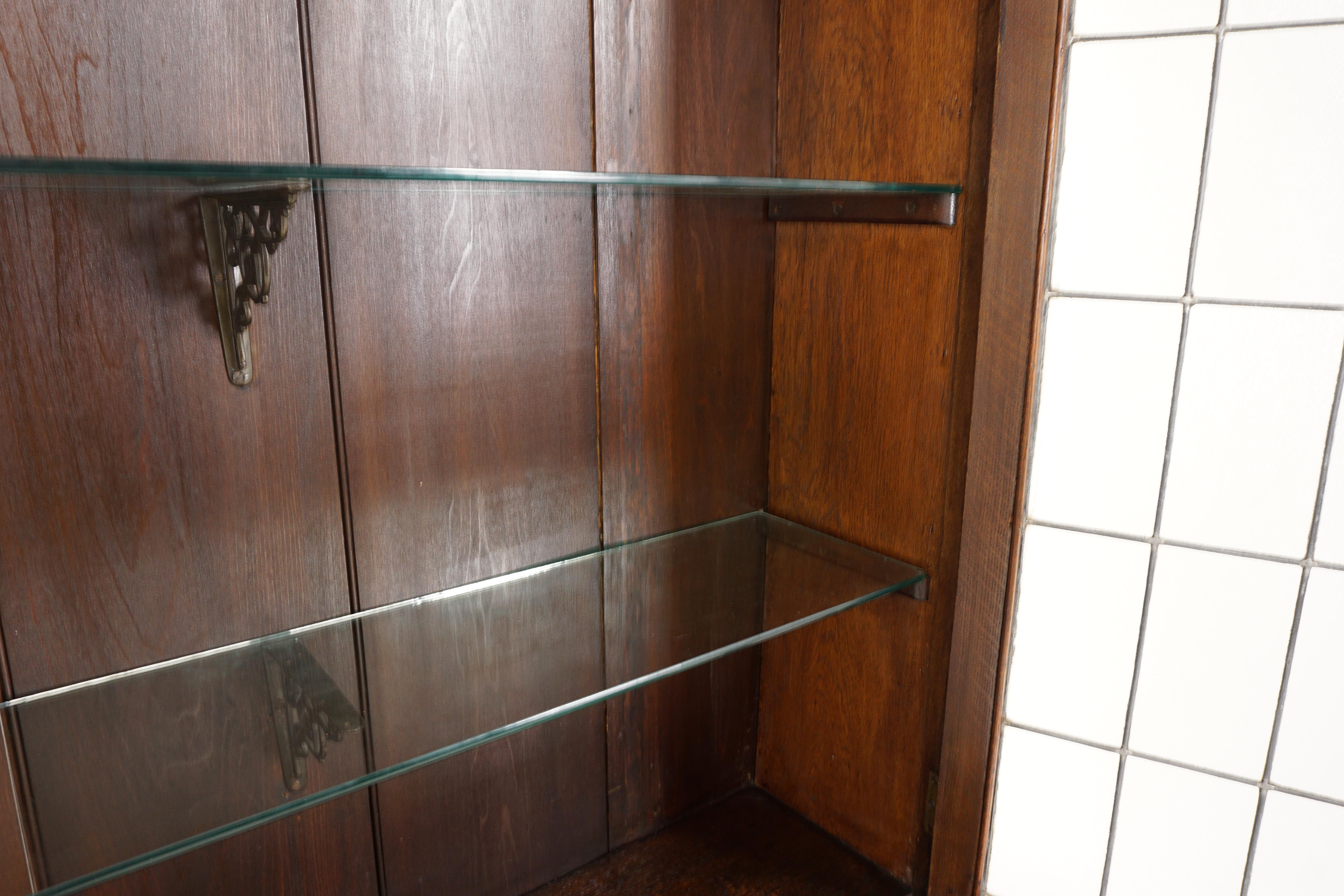 Antique Victorian 4 Door Bookcase, Display Cabinet, Scotland 1900, H277 In Good Condition For Sale In Vancouver, BC