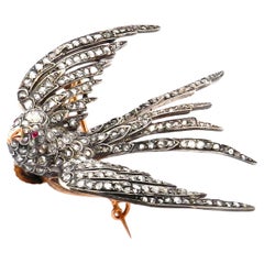 Antique Victorian 4.41 Carat Diamond Swallow Brooch circa 1880