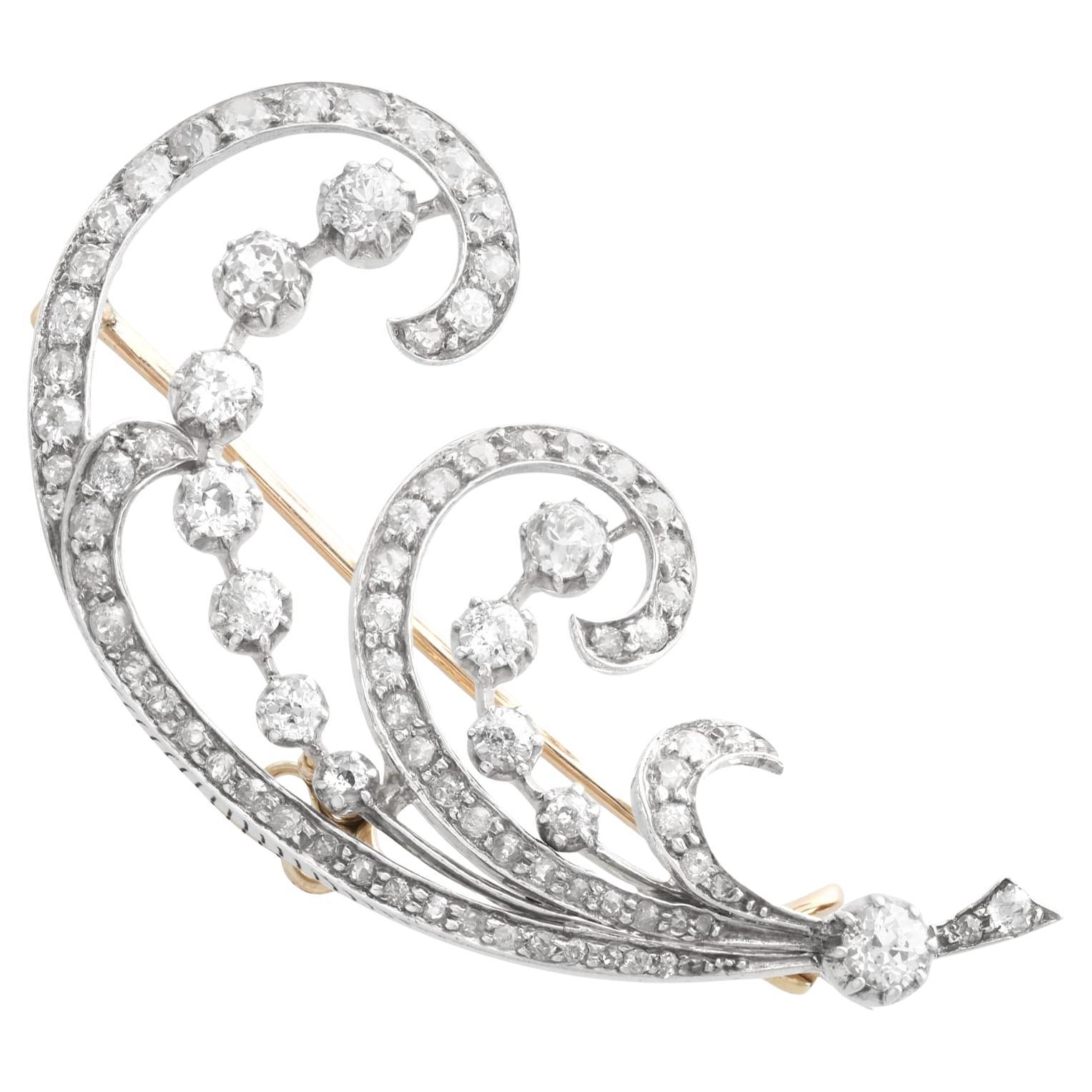 Antica spilla vittoriana in oro giallo 9k e diamanti da 4,64 carati