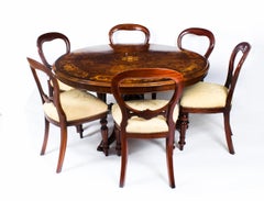 Ancienne table victorienne en marqueterie de ronce de noyer au centre, 19ème siècle