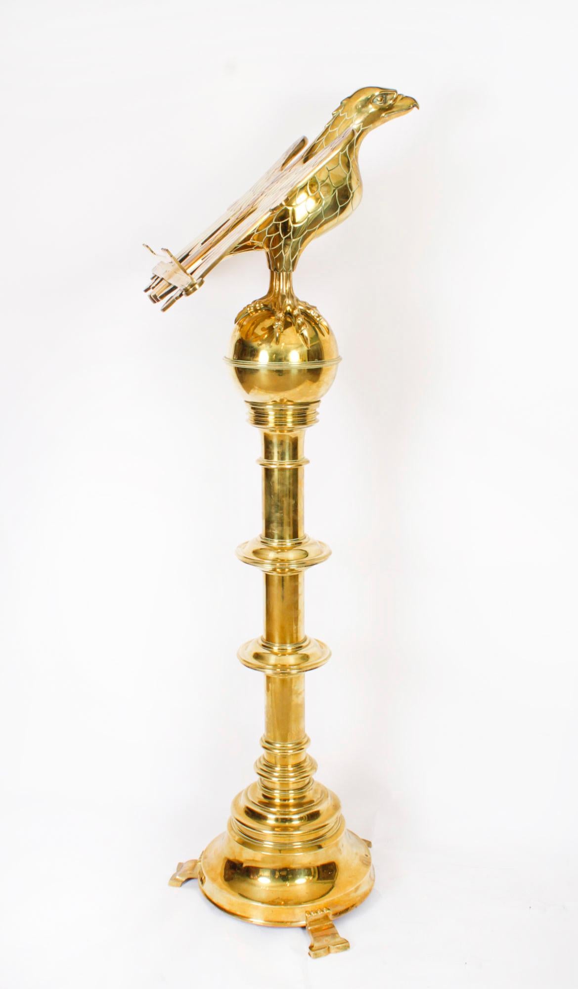 Antique Victorian 5ft6inch Brass Eagle Lectern 19th Century In Good Condition For Sale In London, GB