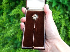 Antique Victorian 6.66 Carat Quartz and Agate Yellow Gold Pin Brooch
