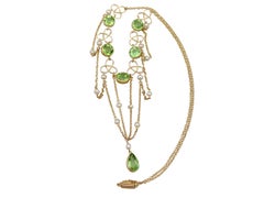 Antique Victorian 7.46 Carat Peridot and Seed Pearl Yellow Gold Necklace