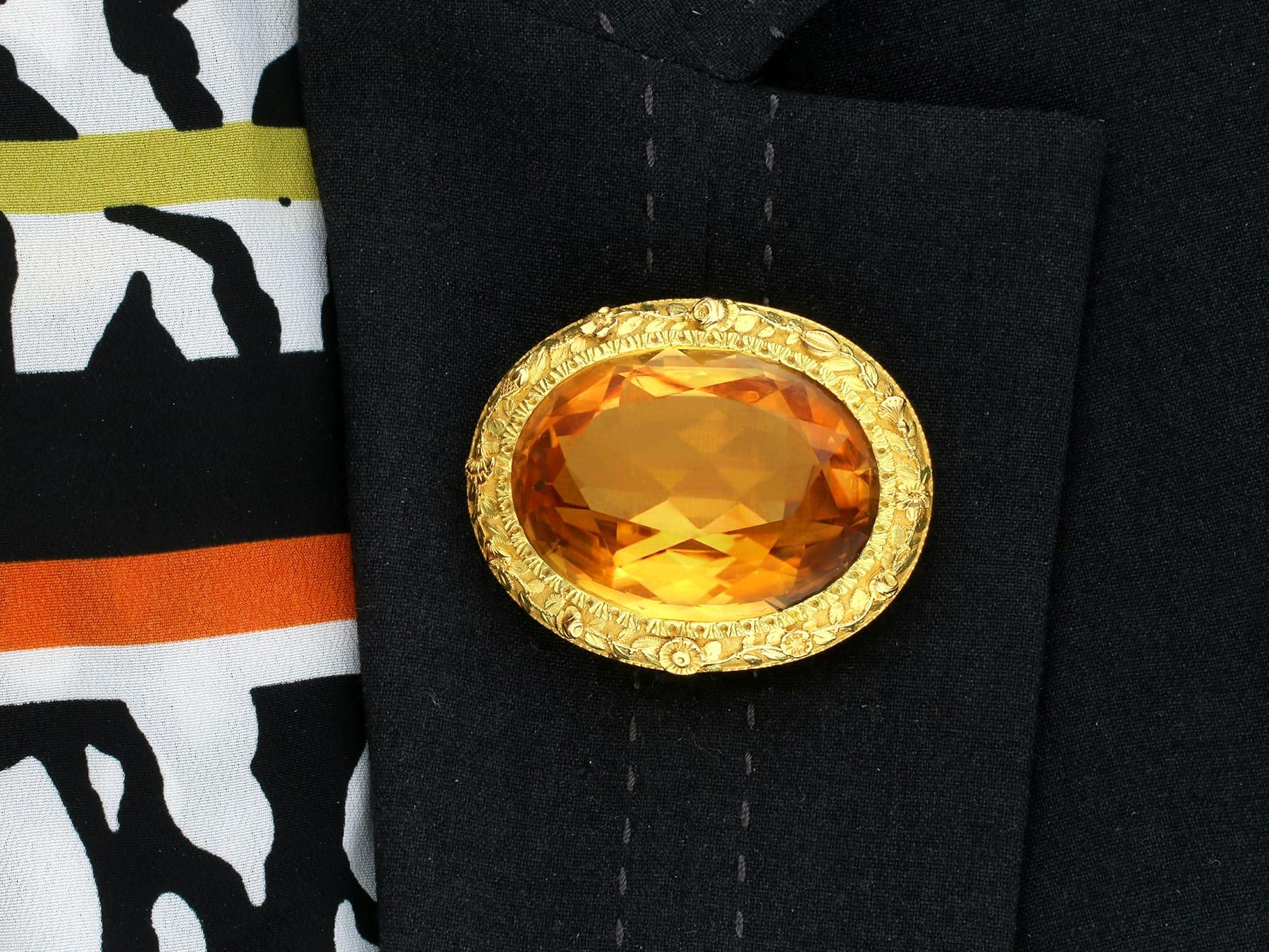 Antique Victorian 85.49 Carat Citrine and Yellow Gold Brooch, Circa 1850 1