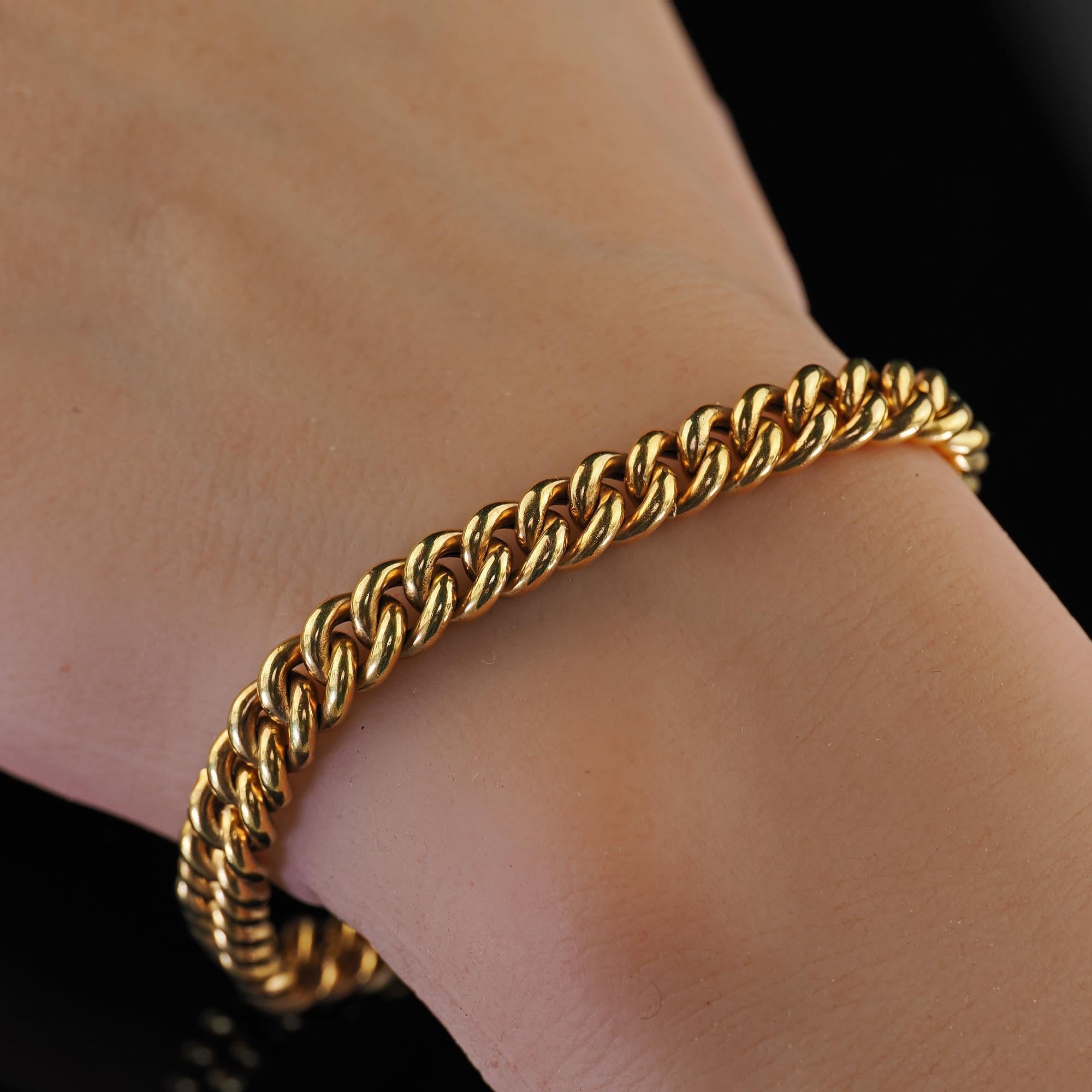 Antikes viktorianisches 8K Gelbgold Hollow Curb Gliederkette Armband - 7,5 Zoll im Angebot 3