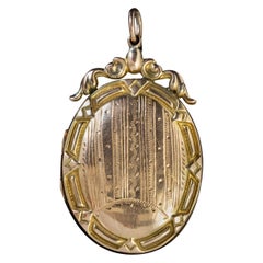 Antique Victorian 9 Carat Yellow Gold Locket, circa 1880