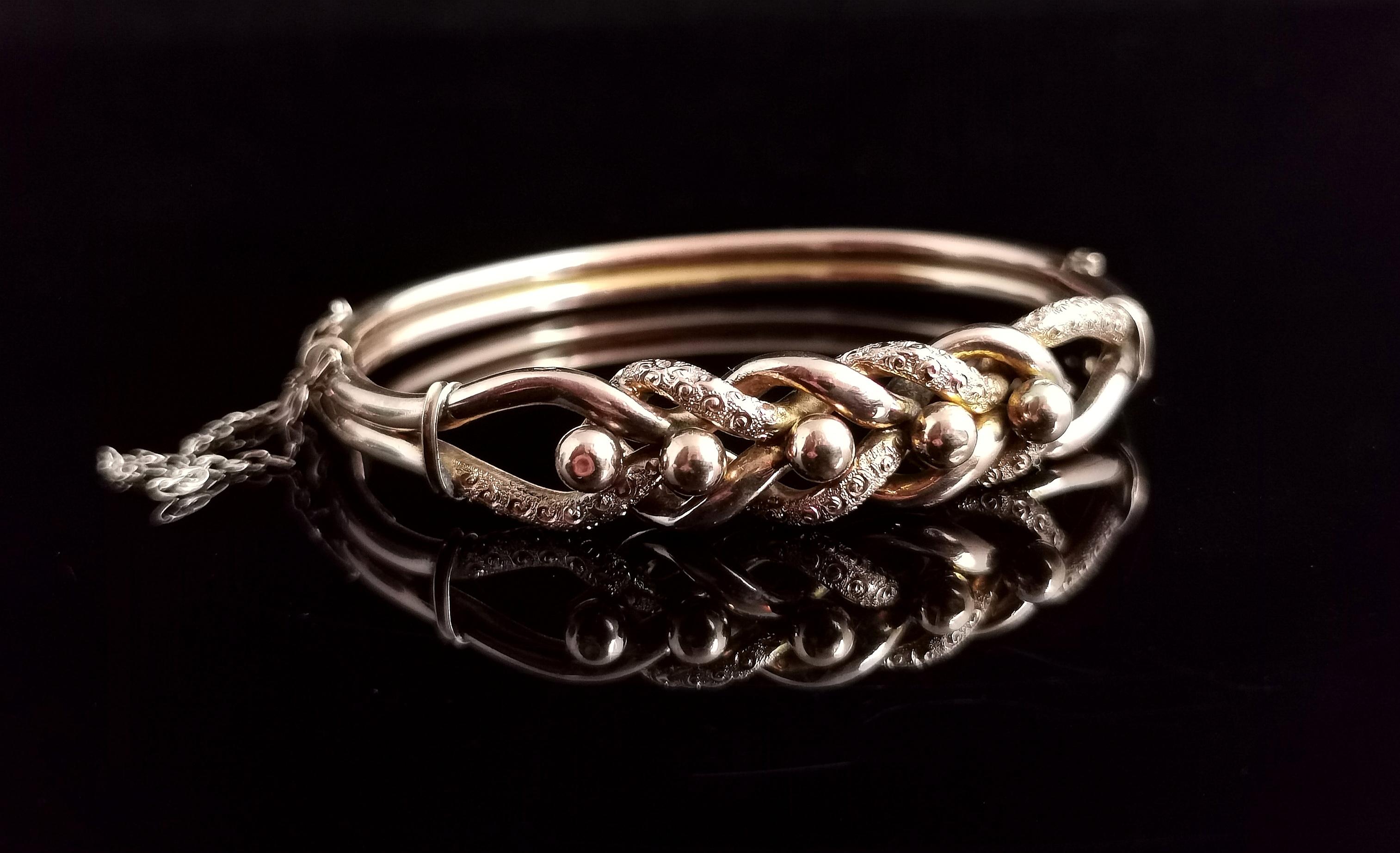 Women's Antique Victorian 9 Karat Gold Keeper Knot Bangle
