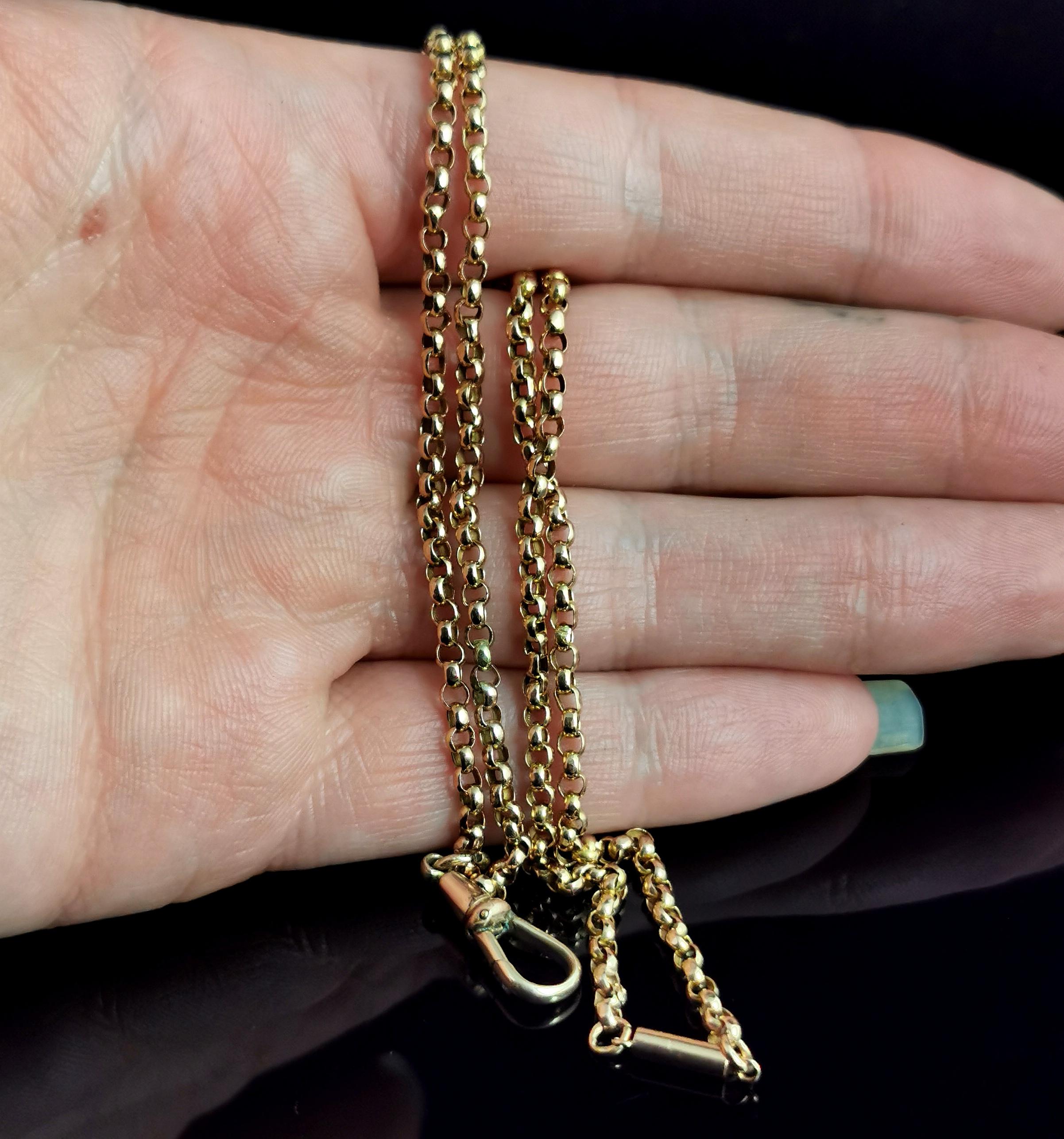 Women's Antique Victorian 9 Karat Yellow Gold Belcher Link Chain Necklace, Dog Clip