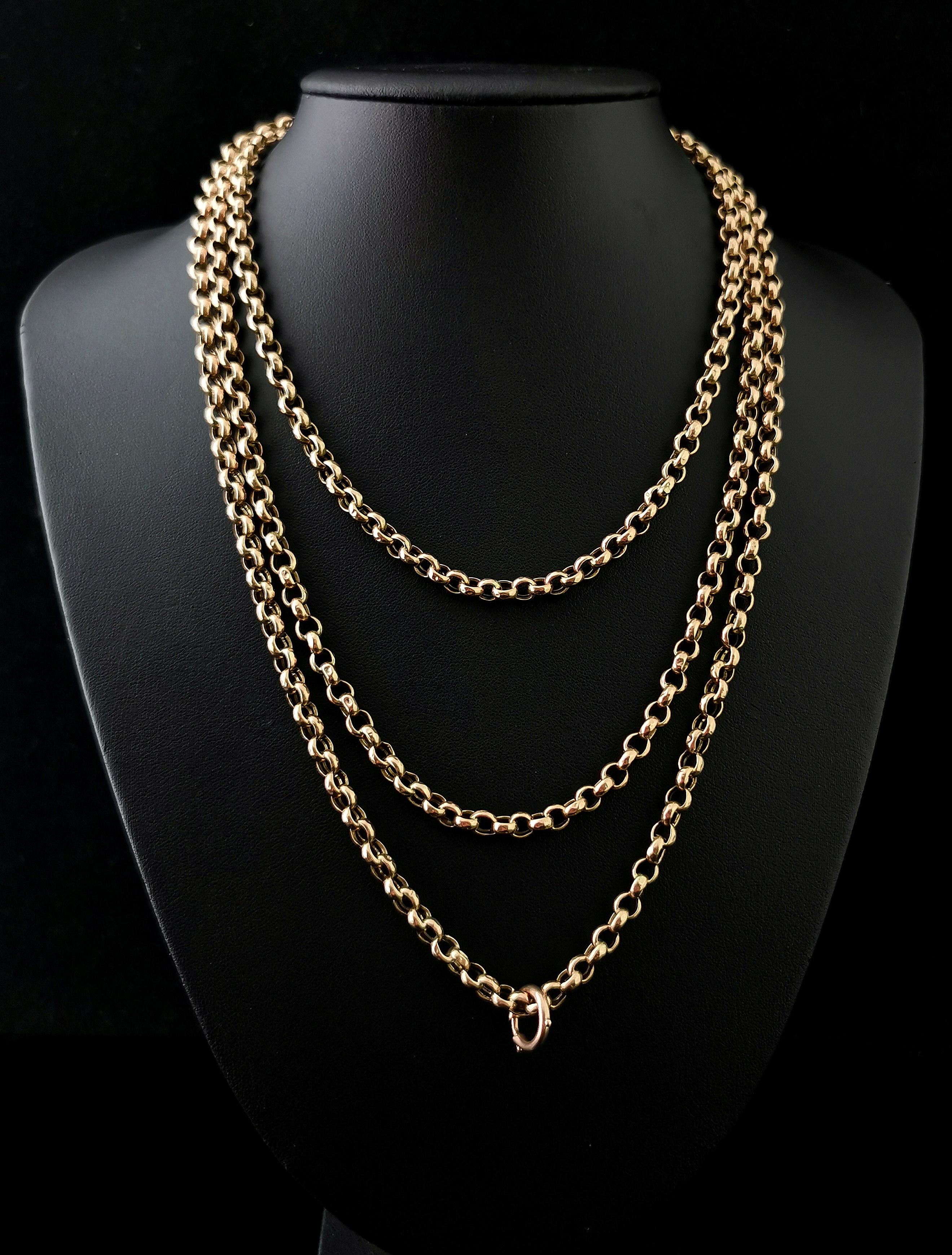Antique Victorian 9 Karat Yellow Gold Longuard Chain, Belcher Link Necklace 3