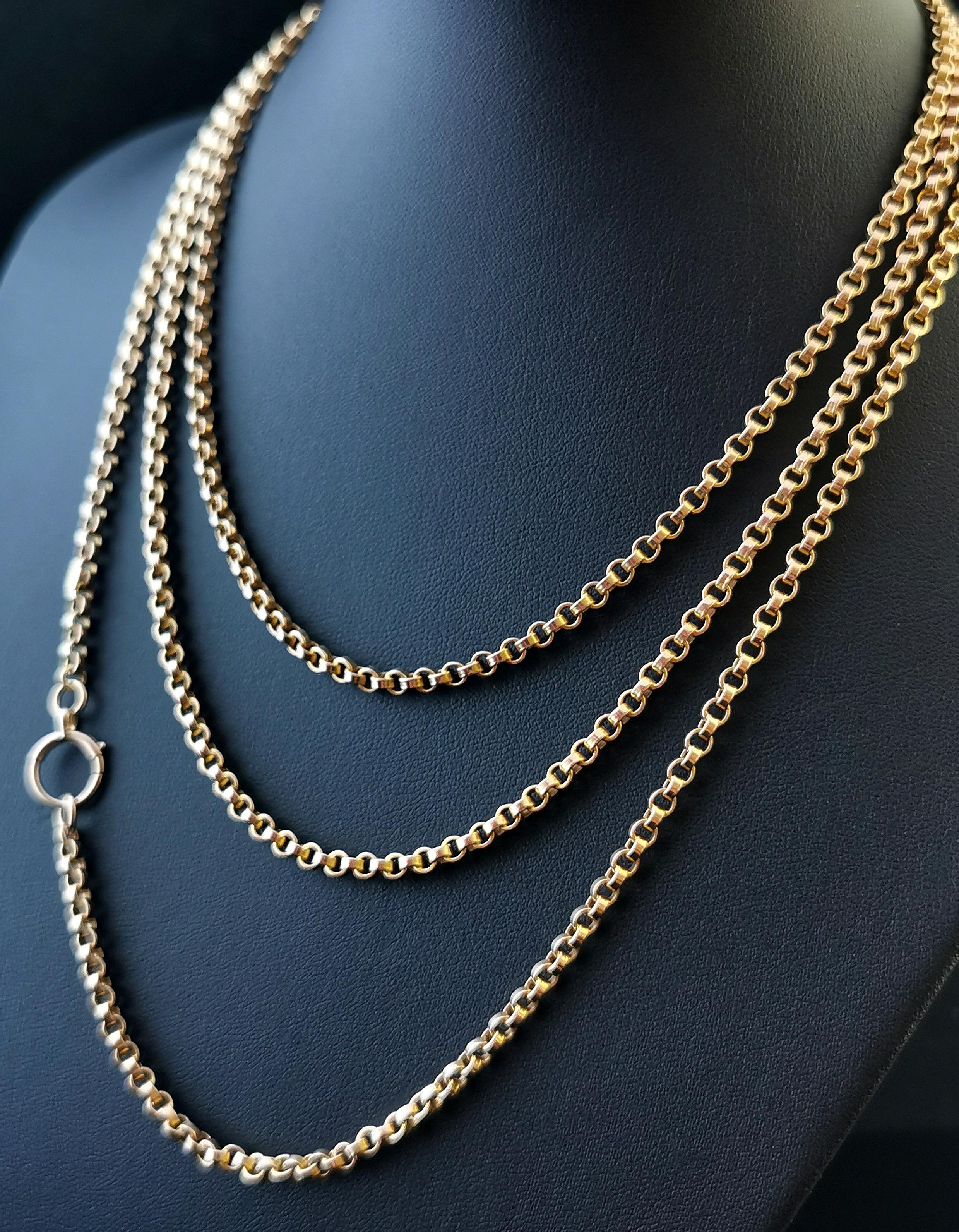 Women's Antique Victorian 9 Karat Yellow Gold Longuard Chain, Muff Chain Necklace, Rolo