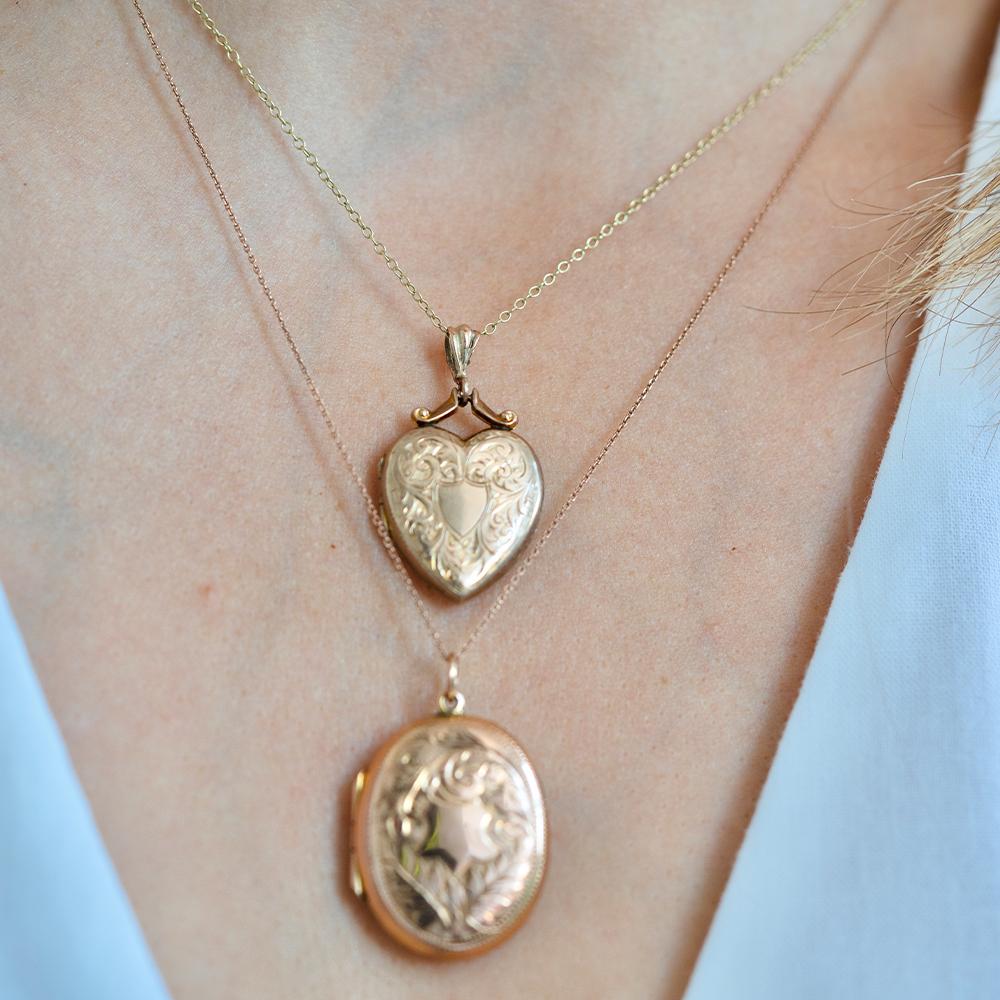 Sweet Romance Jewelry - Vintage Victorian Locket Necklace N1394
