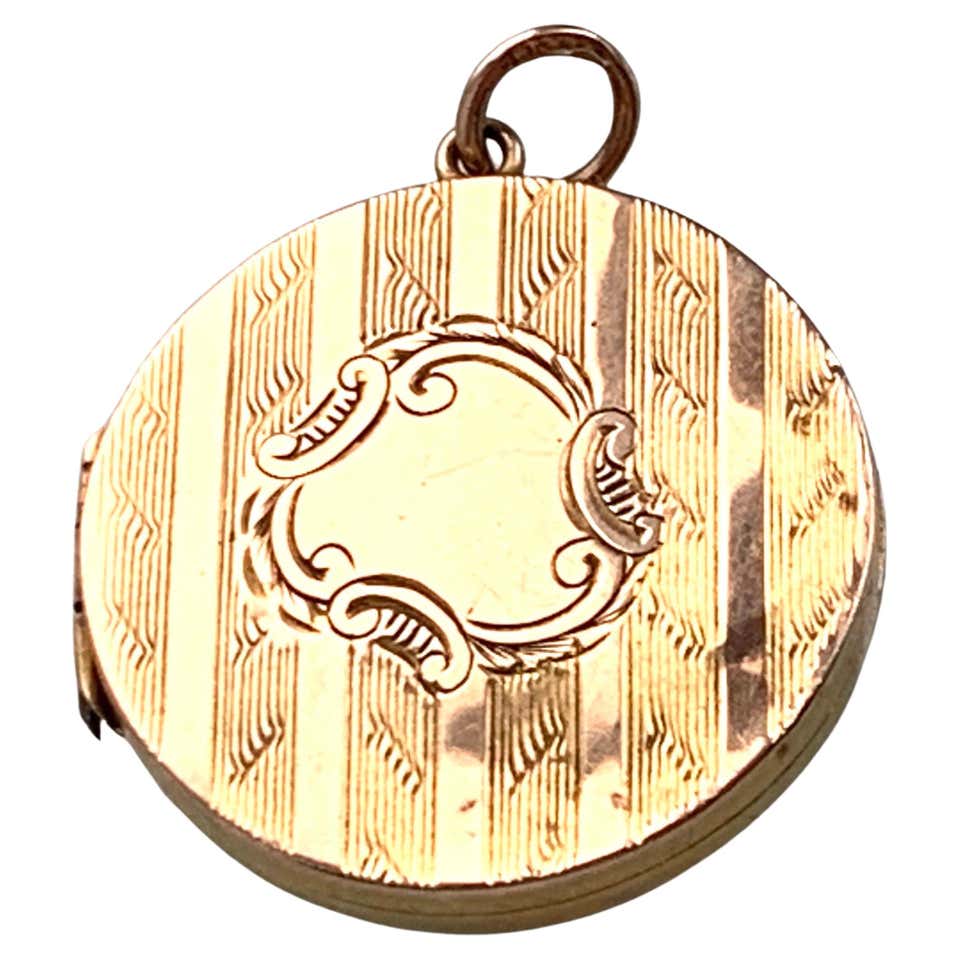 9ct Gold Antique Locket For Sale at 1stDibs | 9ct gold locket