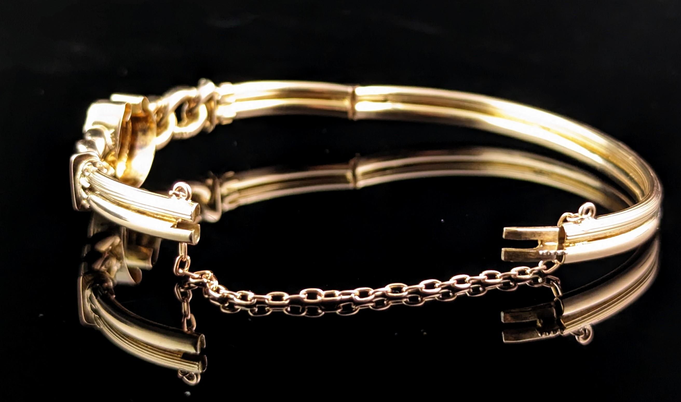 Antique Victorian 9ct gold lucky horseshoe bangle  For Sale 2