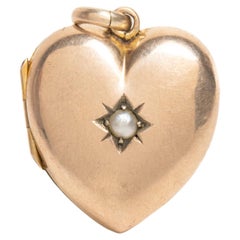 Antique Victorian 9ct Gold Pearl Heart Locket
